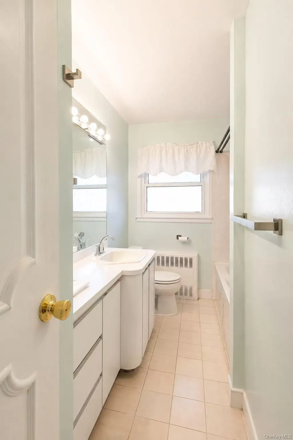 757 Leslie Lane, Hempstead, NY, 4 Bedrooms Bedrooms, 9 Rooms Rooms,2 BathroomsBathrooms,Residential Lease,For Rent,Leslie,0,1034420 757 Leslie Lane, Hempstead, NY, 4 Bedrooms Bedrooms, 9 Rooms Rooms,2 BathroomsBathrooms,Residential Lease,For Rent,Leslie,0,1034420
