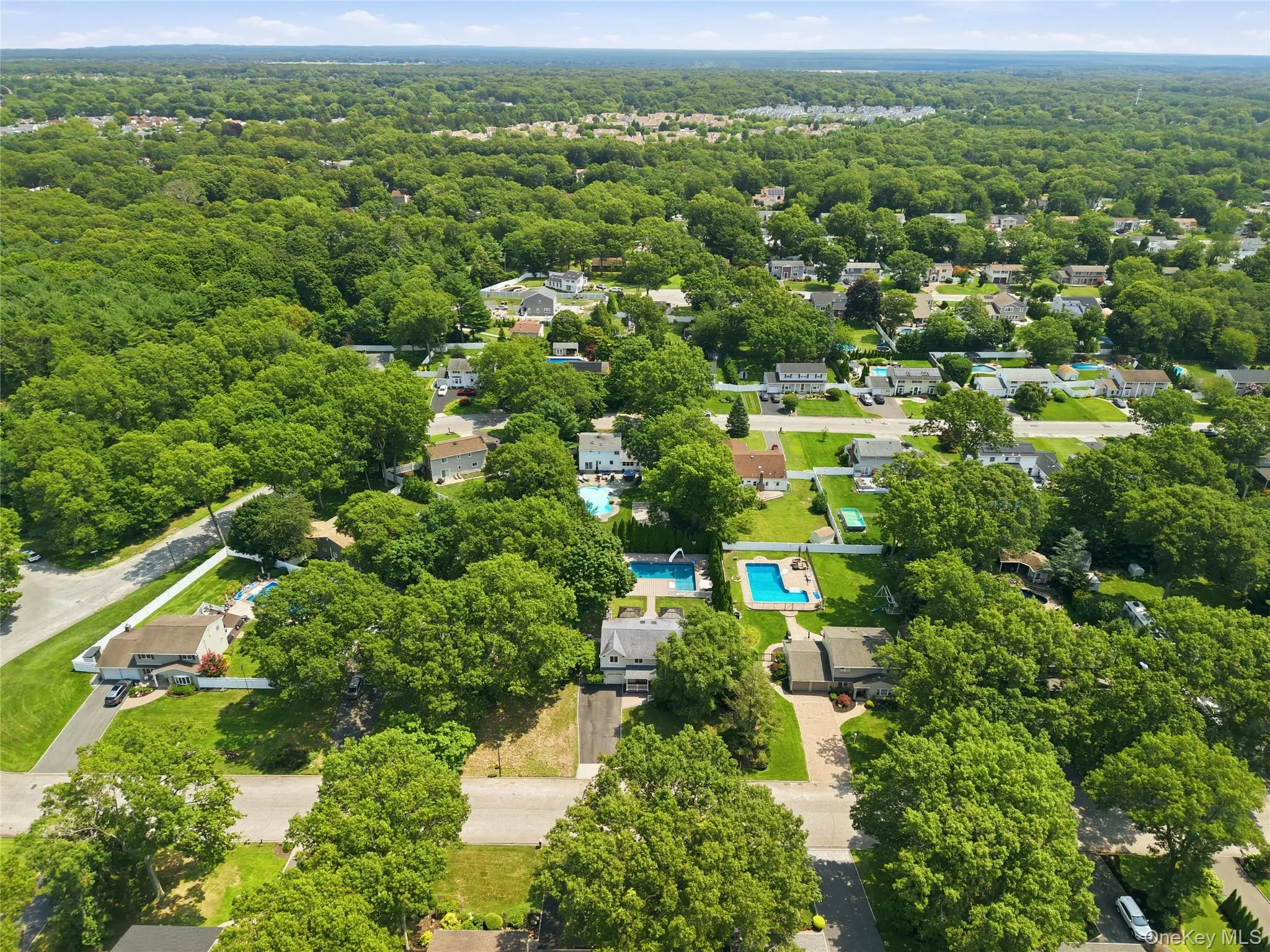 9 Mount Sinai Avenue, Brookhaven, NY, 4 Bedrooms Bedrooms, 7 Rooms Rooms,2 BathroomsBathrooms,Residential,For Rent,Mount Sinai,0,1034421 9 Mount Sinai Avenue, Brookhaven, NY, 4 Bedrooms Bedrooms, 7 Rooms Rooms,2 BathroomsBathrooms,Residential,For Rent,Mount Sinai,0,1034421