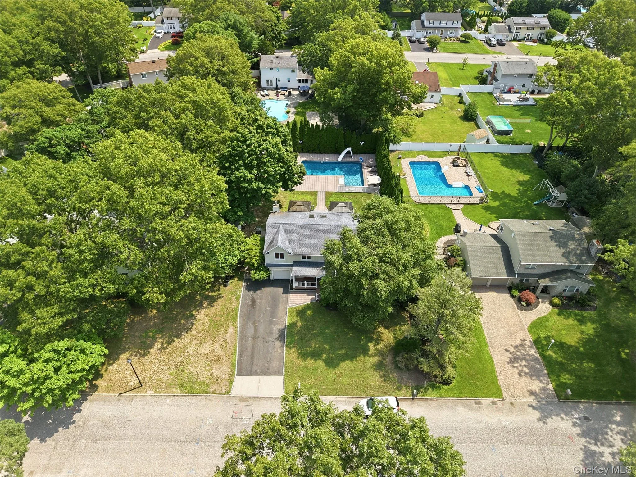 9 Mount Sinai Avenue, Brookhaven, NY, 4 Bedrooms Bedrooms, 7 Rooms Rooms,2 BathroomsBathrooms,Residential,For Rent,Mount Sinai,0,1034421 9 Mount Sinai Avenue, Brookhaven, NY, 4 Bedrooms Bedrooms, 7 Rooms Rooms,2 BathroomsBathrooms,Residential,For Rent,Mount Sinai,0,1034421