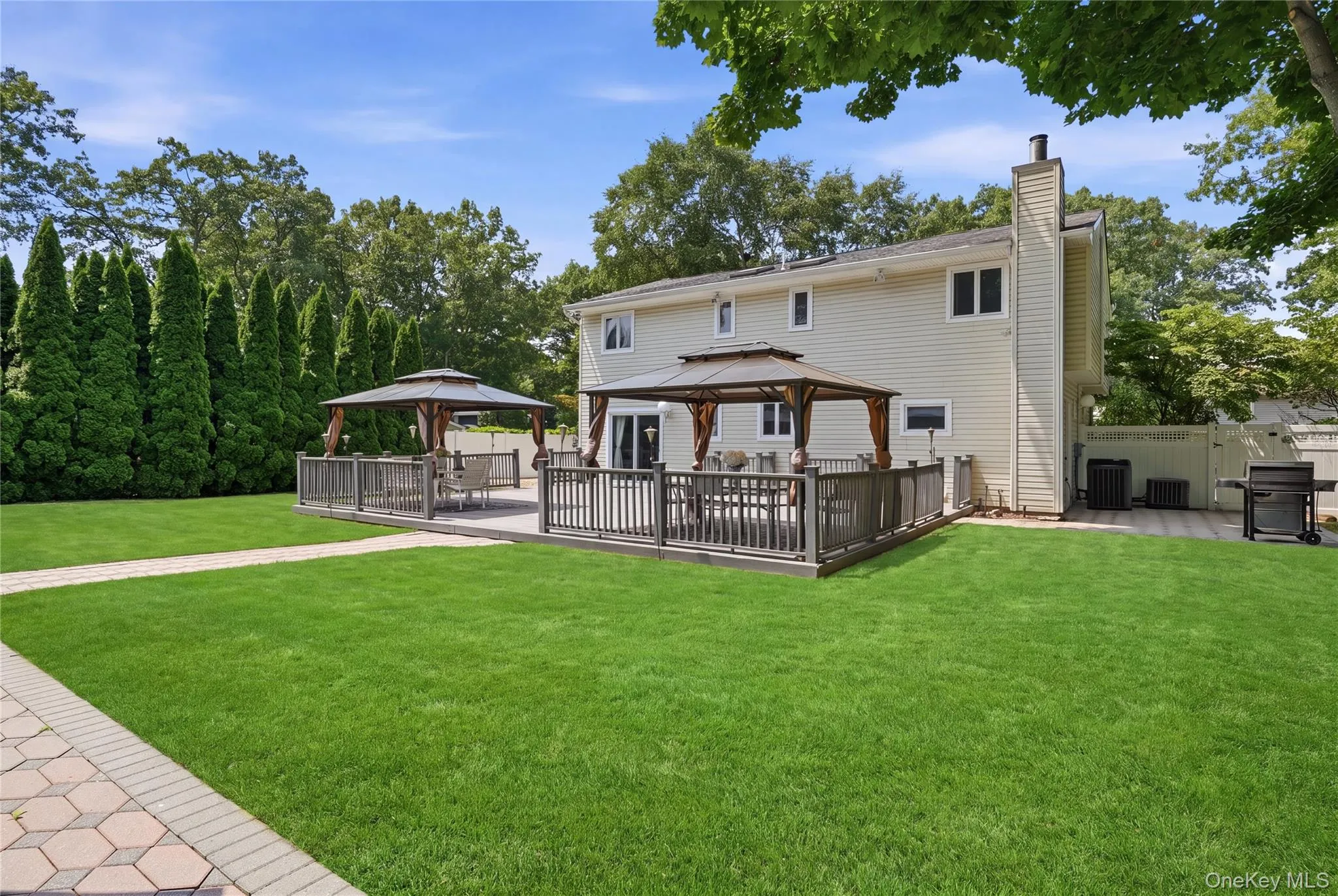 9 Mount Sinai Avenue, Brookhaven, NY, 4 Bedrooms Bedrooms, 7 Rooms Rooms,2 BathroomsBathrooms,Residential,For Rent,Mount Sinai,0,1034421 9 Mount Sinai Avenue, Brookhaven, NY, 4 Bedrooms Bedrooms, 7 Rooms Rooms,2 BathroomsBathrooms,Residential,For Rent,Mount Sinai,0,1034421