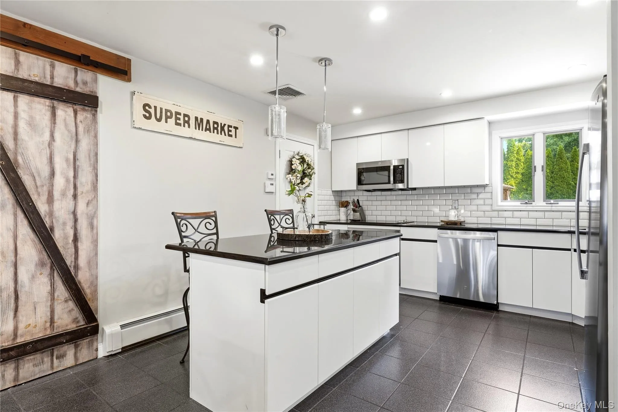 9 Mount Sinai Avenue, Brookhaven, NY, 4 Bedrooms Bedrooms, 7 Rooms Rooms,2 BathroomsBathrooms,Residential,For Rent,Mount Sinai,0,1034421 9 Mount Sinai Avenue, Brookhaven, NY, 4 Bedrooms Bedrooms, 7 Rooms Rooms,2 BathroomsBathrooms,Residential,For Rent,Mount Sinai,0,1034421