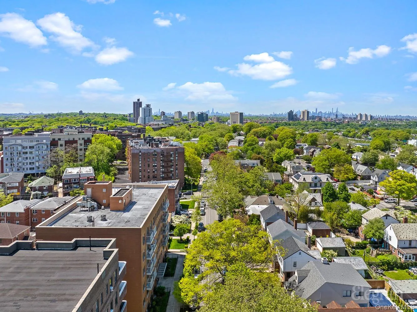 14320 Hoover Avenue, New York, NY, 1 Bedroom Bedrooms, 4 Rooms Rooms,1 BathroomBathrooms,Residential Lease,For Rent,Hoover,0,1034424 14320 Hoover Avenue, New York, NY, 1 Bedroom Bedrooms, 4 Rooms Rooms,1 BathroomBathrooms,Residential Lease,For Rent,Hoover,0,1034424