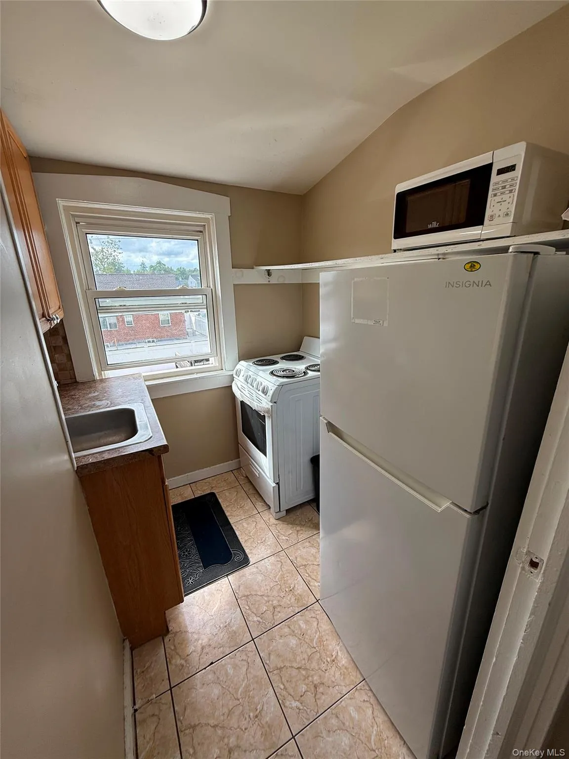 27 caldwell, Hempstead, NY, 1 Bedroom Bedrooms, 4 Rooms Rooms,1 BathroomBathrooms,Residential Lease,For Rent,caldwell,0,1034428 27 caldwell, Hempstead, NY, 1 Bedroom Bedrooms, 4 Rooms Rooms,1 BathroomBathrooms,Residential Lease,For Rent,caldwell,0,1034428