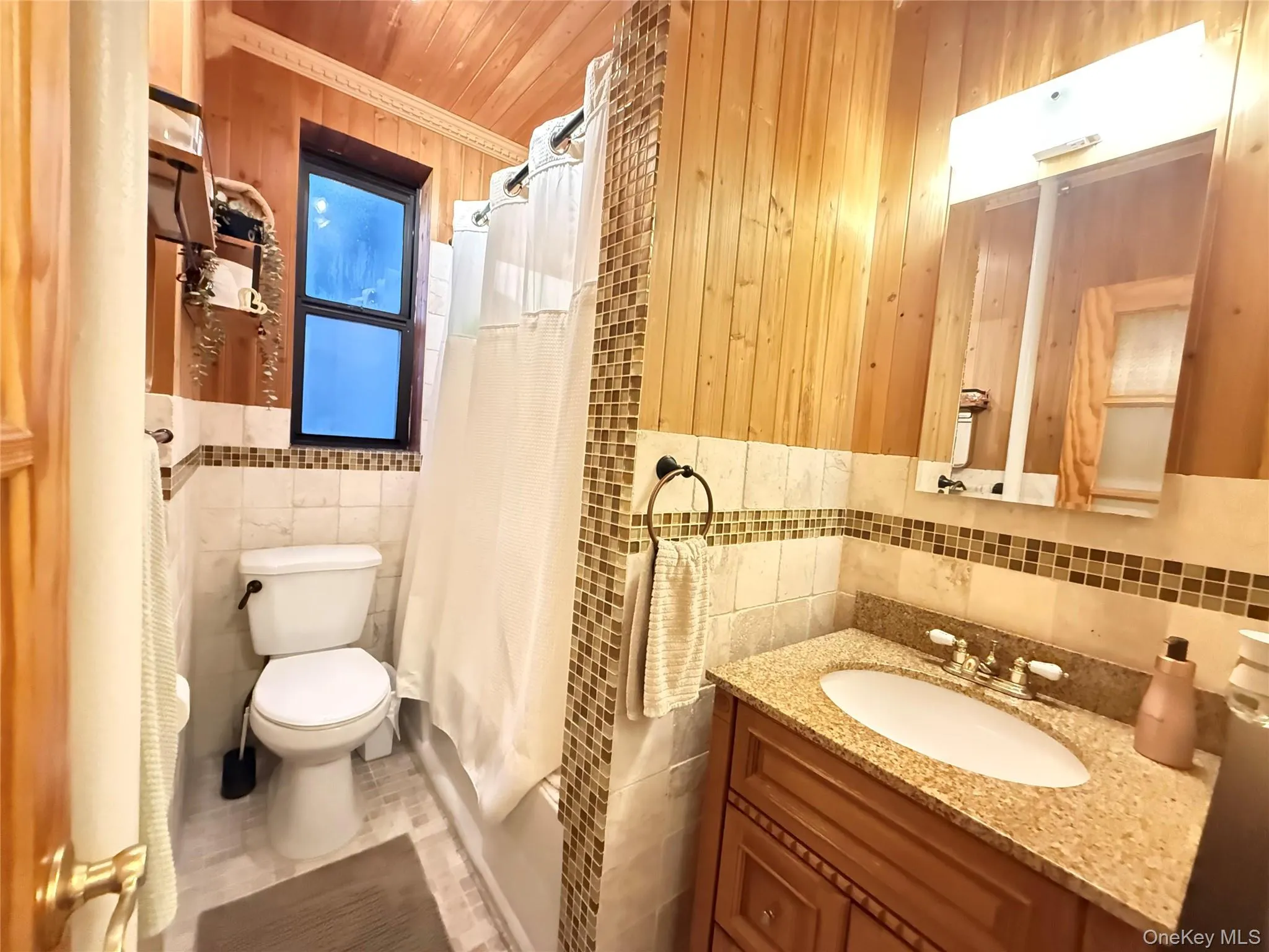 8384 116th Street, New York, NY, 2 Bedrooms Bedrooms, 4 Rooms Rooms,1 BathroomBathrooms,Residential,For Rent,116th,0,1034429 8384 116th Street, New York, NY, 2 Bedrooms Bedrooms, 4 Rooms Rooms,1 BathroomBathrooms,Residential,For Rent,116th,0,1034429