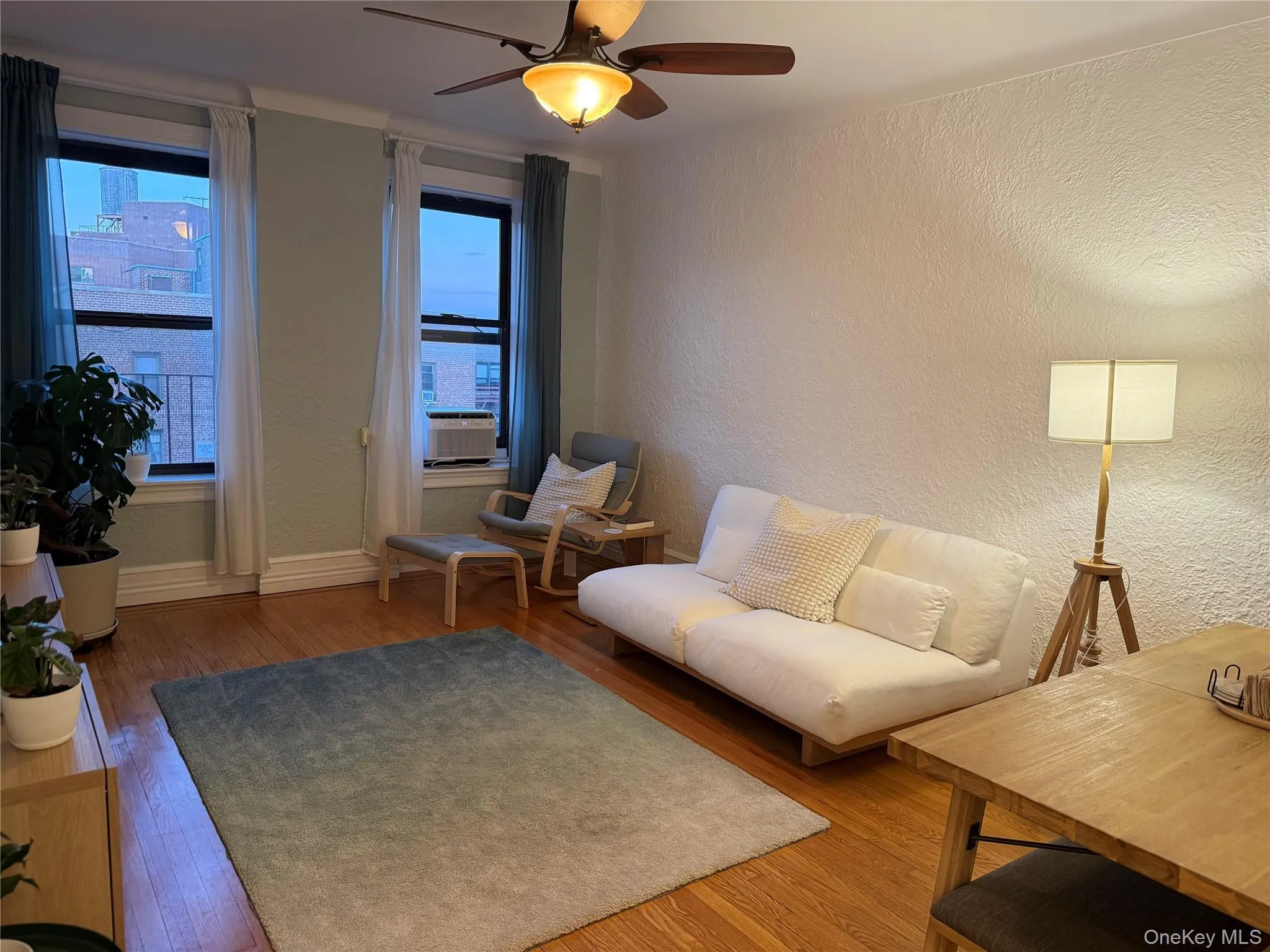 8384 116th Street, New York, NY, 2 Bedrooms Bedrooms, 4 Rooms Rooms,1 BathroomBathrooms,Residential,For Rent,116th,0,1034429 8384 116th Street, New York, NY, 2 Bedrooms Bedrooms, 4 Rooms Rooms,1 BathroomBathrooms,Residential,For Rent,116th,0,1034429