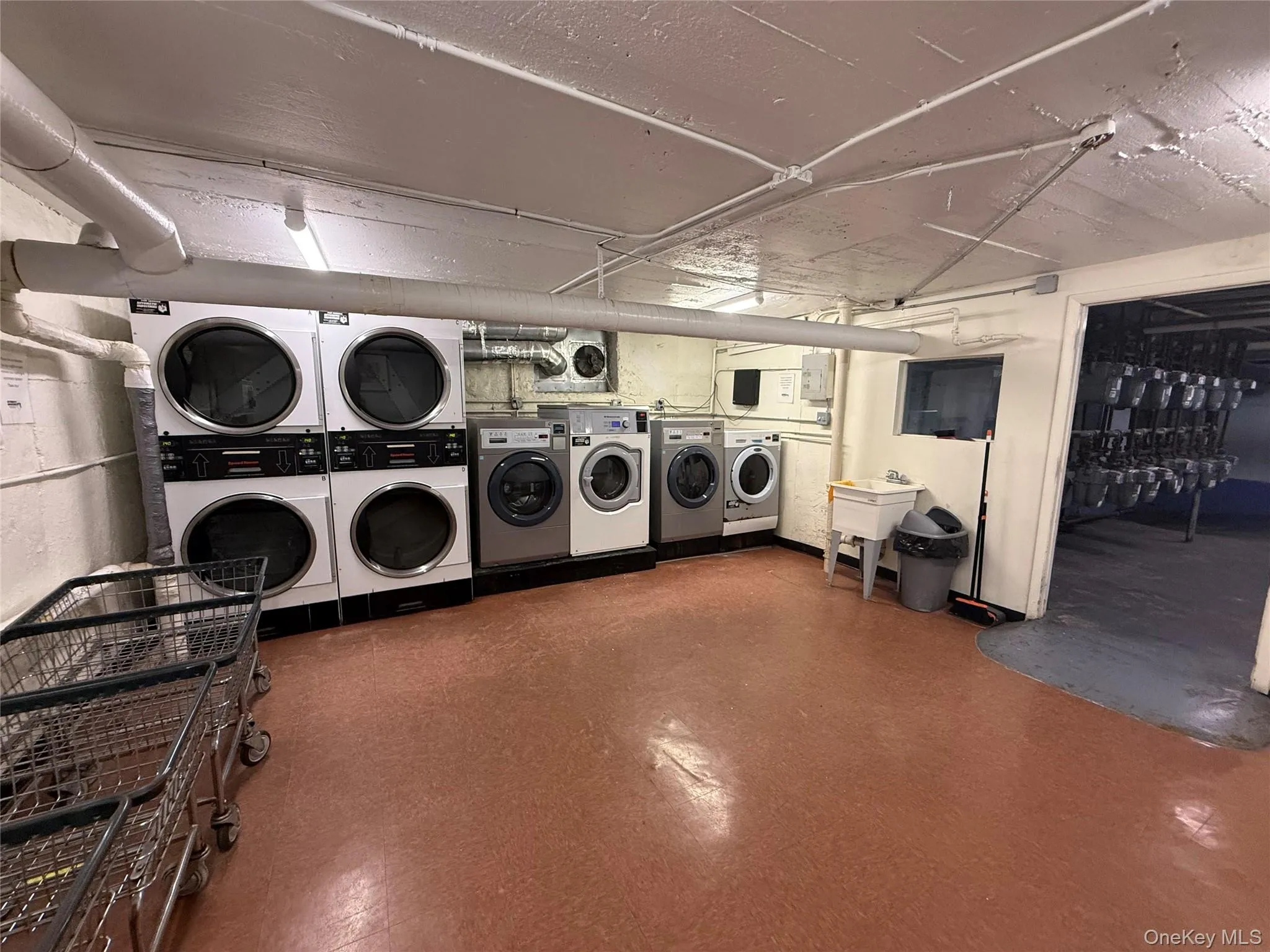 8384 116th Street, New York, NY, 2 Bedrooms Bedrooms, 4 Rooms Rooms,1 BathroomBathrooms,Residential,For Rent,116th,0,1034429 8384 116th Street, New York, NY, 2 Bedrooms Bedrooms, 4 Rooms Rooms,1 BathroomBathrooms,Residential,For Rent,116th,0,1034429