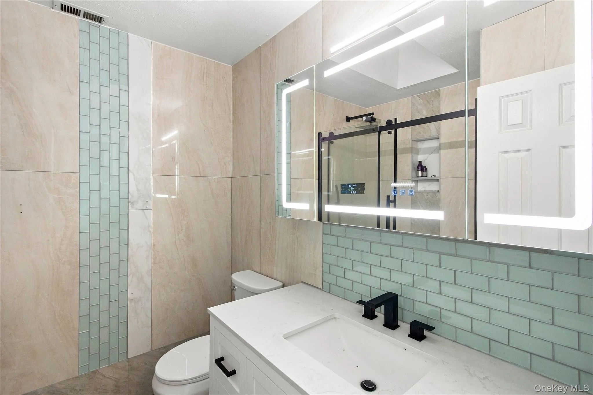 8 Manors Drive, Oyster Bay, NY, 3 Bedrooms Bedrooms, 6 Rooms Rooms,3 BathroomsBathrooms,Residential,For Rent,Manors,0,1034433 8 Manors Drive, Oyster Bay, NY, 3 Bedrooms Bedrooms, 6 Rooms Rooms,3 BathroomsBathrooms,Residential,For Rent,Manors,0,1034433