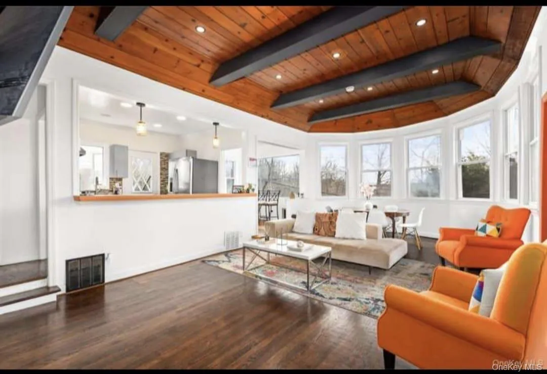 3404 Mohegan Avenue, Yorktown, NY, 2 Bedrooms Bedrooms, 4 Rooms Rooms,2 BathroomsBathrooms,Residential Lease,For Rent,Mohegan,0,1034435 3404 Mohegan Avenue, Yorktown, NY, 2 Bedrooms Bedrooms, 4 Rooms Rooms,2 BathroomsBathrooms,Residential Lease,For Rent,Mohegan,0,1034435