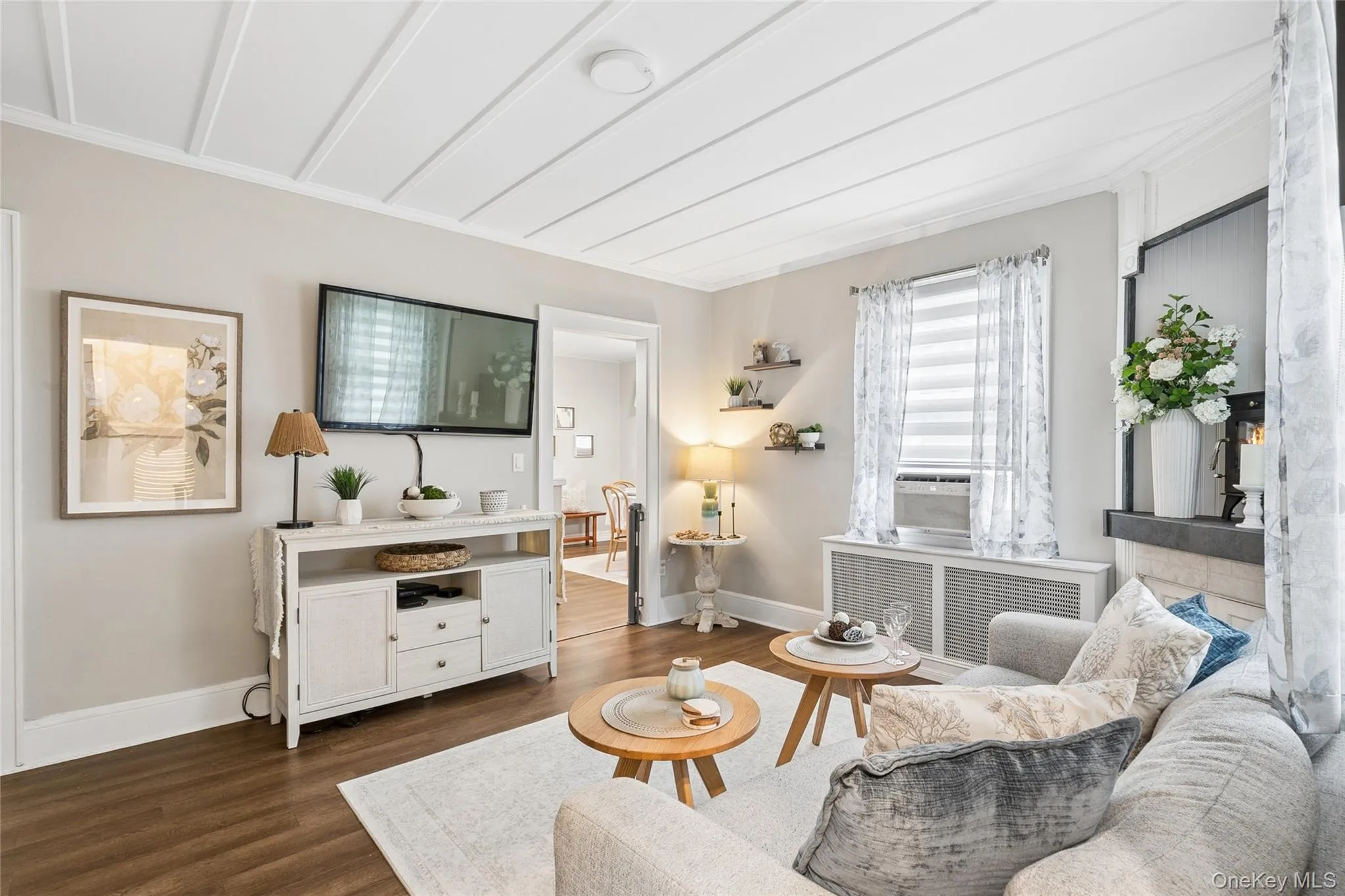 22 South Avenue, Smithtown, NY, 3 Bedrooms Bedrooms, 5 Rooms Rooms,2 BathroomsBathrooms,Residential,For Rent,South,0,1034437 22 South Avenue, Smithtown, NY, 3 Bedrooms Bedrooms, 5 Rooms Rooms,2 BathroomsBathrooms,Residential,For Rent,South,0,1034437
