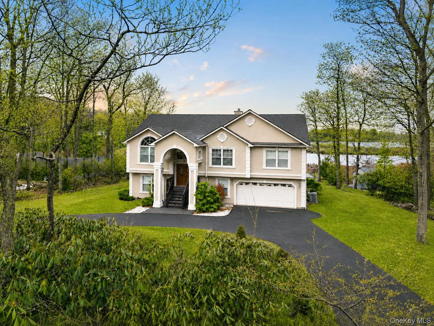 61 Lake Shore Drive West, Thompson, NY, 6 Bedrooms Bedrooms, 10 Rooms Rooms,3 BathroomsBathrooms,Residential,For Rent,Lake Shore Drive West,0,1034438 61 Lake Shore Drive West, Thompson, NY, 6 Bedrooms Bedrooms, 10 Rooms Rooms,3 BathroomsBathrooms,Residential,For Rent,Lake Shore Drive West,0,1034438