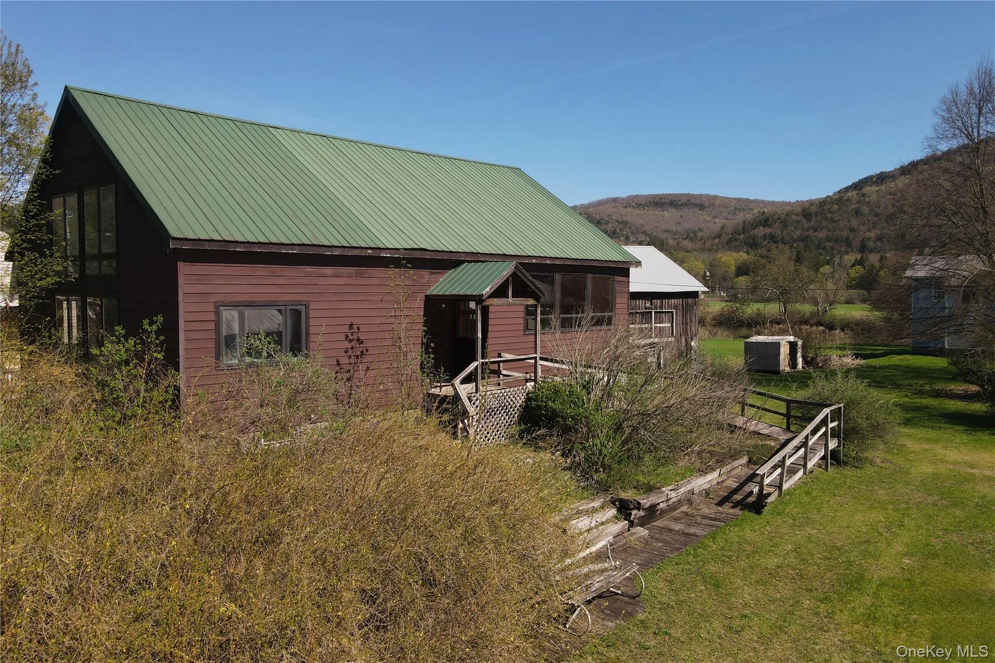 69 Bridge Street, Colchester, NY, 4 Bedrooms Bedrooms, 15 Rooms Rooms,3 BathroomsBathrooms,Residential,For Rent,Bridge,0,1034439 69 Bridge Street, Colchester, NY, 4 Bedrooms Bedrooms, 15 Rooms Rooms,3 BathroomsBathrooms,Residential,For Rent,Bridge,0,1034439