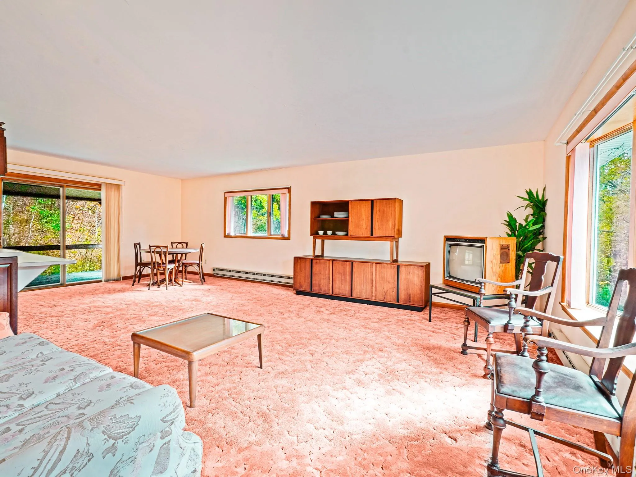 2182 Old Road 17, Rockland, NY, 17 Bedrooms Bedrooms, 24 Rooms Rooms,6 BathroomsBathrooms,Residential,For Rent,Old Road 17,0,1034440 2182 Old Road 17, Rockland, NY, 17 Bedrooms Bedrooms, 24 Rooms Rooms,6 BathroomsBathrooms,Residential,For Rent,Old Road 17,0,1034440