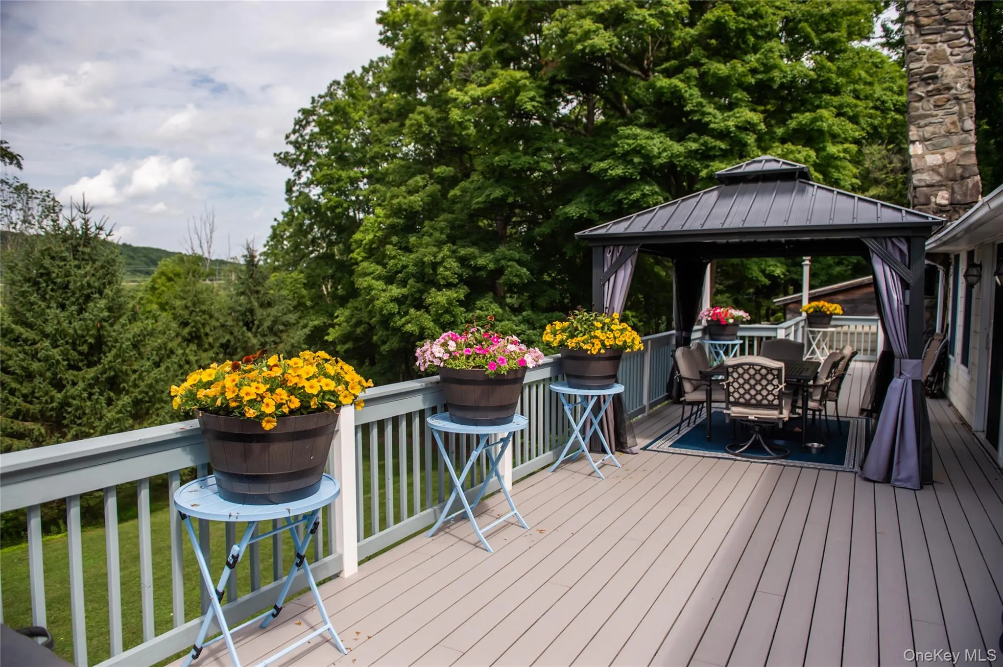 Original Farmhouse rear deck Original Farmhouse rear deck