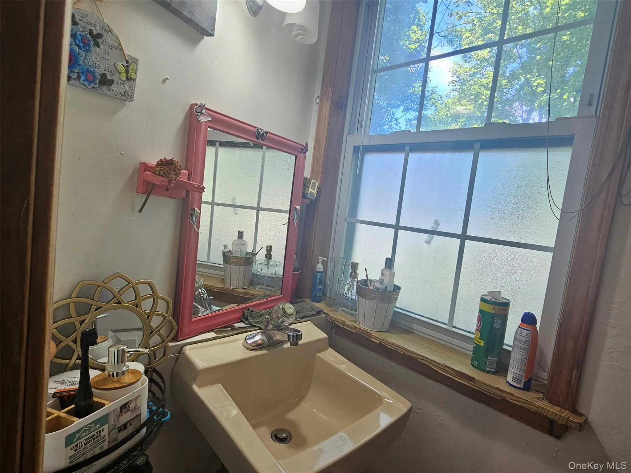 70 Main Street, Chester Town, NY, 3 Bedrooms Bedrooms, 7 Rooms Rooms,1 BathroomBathrooms,Residential,For Rent,Main,0,1034449 70 Main Street, Chester Town, NY, 3 Bedrooms Bedrooms, 7 Rooms Rooms,1 BathroomBathrooms,Residential,For Rent,Main,0,1034449