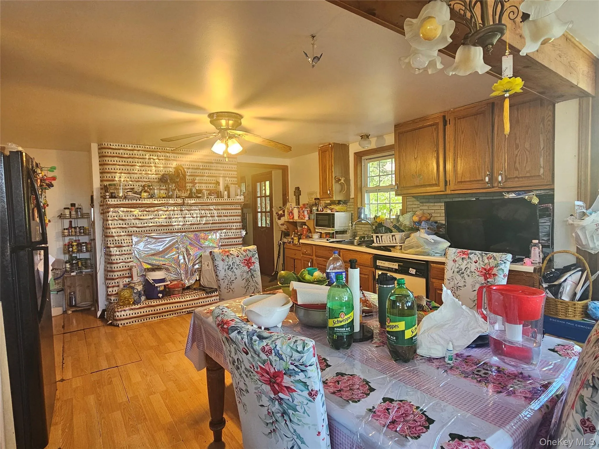 70 Main Street, Chester Town, NY, 3 Bedrooms Bedrooms, 7 Rooms Rooms,1 BathroomBathrooms,Residential,For Rent,Main,0,1034449 70 Main Street, Chester Town, NY, 3 Bedrooms Bedrooms, 7 Rooms Rooms,1 BathroomBathrooms,Residential,For Rent,Main,0,1034449