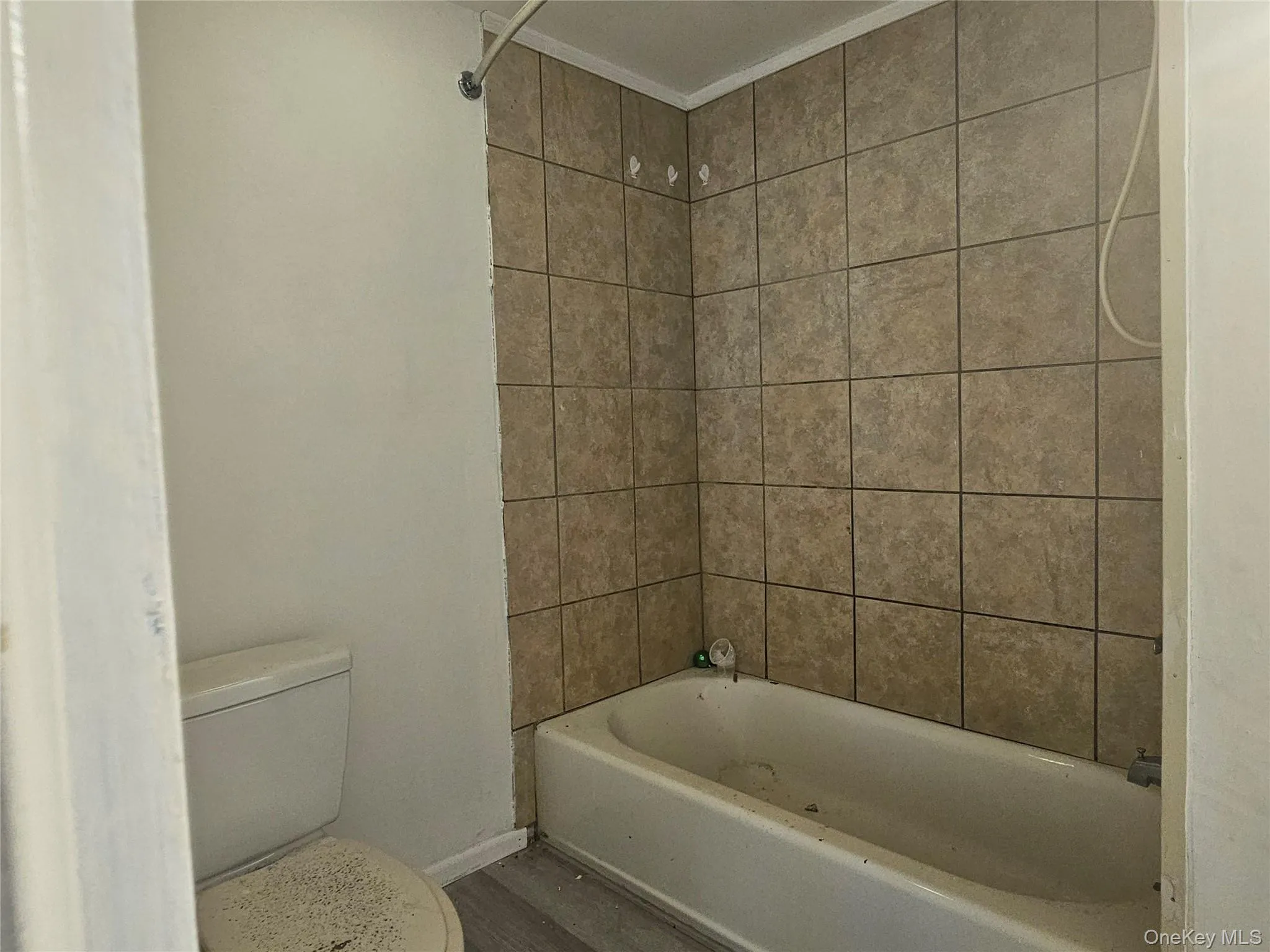70 Main Street, Chester Town, NY, 3 Bedrooms Bedrooms, 7 Rooms Rooms,1 BathroomBathrooms,Residential,For Rent,Main,0,1034449 70 Main Street, Chester Town, NY, 3 Bedrooms Bedrooms, 7 Rooms Rooms,1 BathroomBathrooms,Residential,For Rent,Main,0,1034449