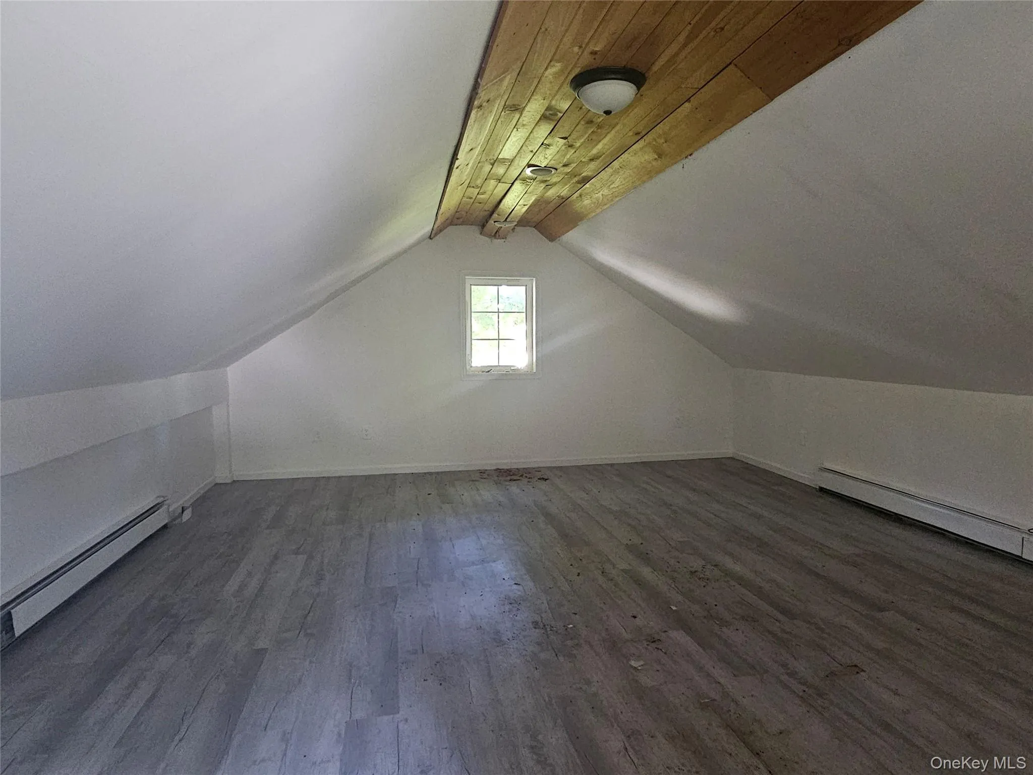 70 Main Street, Chester Town, NY, 3 Bedrooms Bedrooms, 7 Rooms Rooms,1 BathroomBathrooms,Residential,For Rent,Main,0,1034449 70 Main Street, Chester Town, NY, 3 Bedrooms Bedrooms, 7 Rooms Rooms,1 BathroomBathrooms,Residential,For Rent,Main,0,1034449
