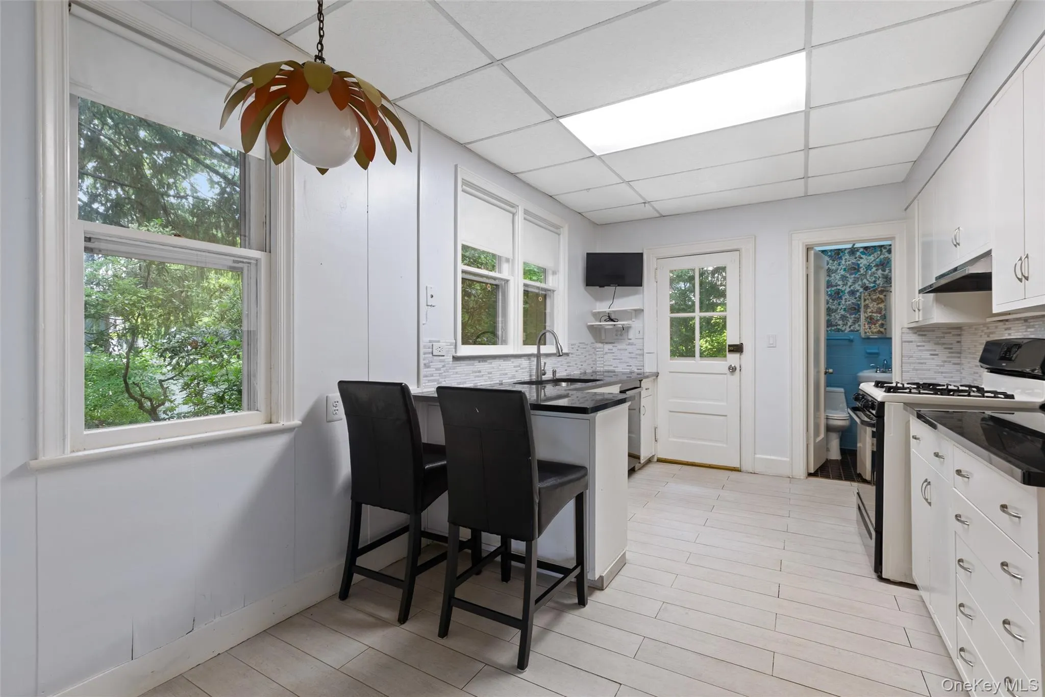 210 aka 206 Hollywood Avenue, Yonkers, NY, 4 Bedrooms Bedrooms, 7 Rooms Rooms,1 BathroomBathrooms,Residential,For Rent,Hollywood,0,1034450 210 aka 206 Hollywood Avenue, Yonkers, NY, 4 Bedrooms Bedrooms, 7 Rooms Rooms,1 BathroomBathrooms,Residential,For Rent,Hollywood,0,1034450