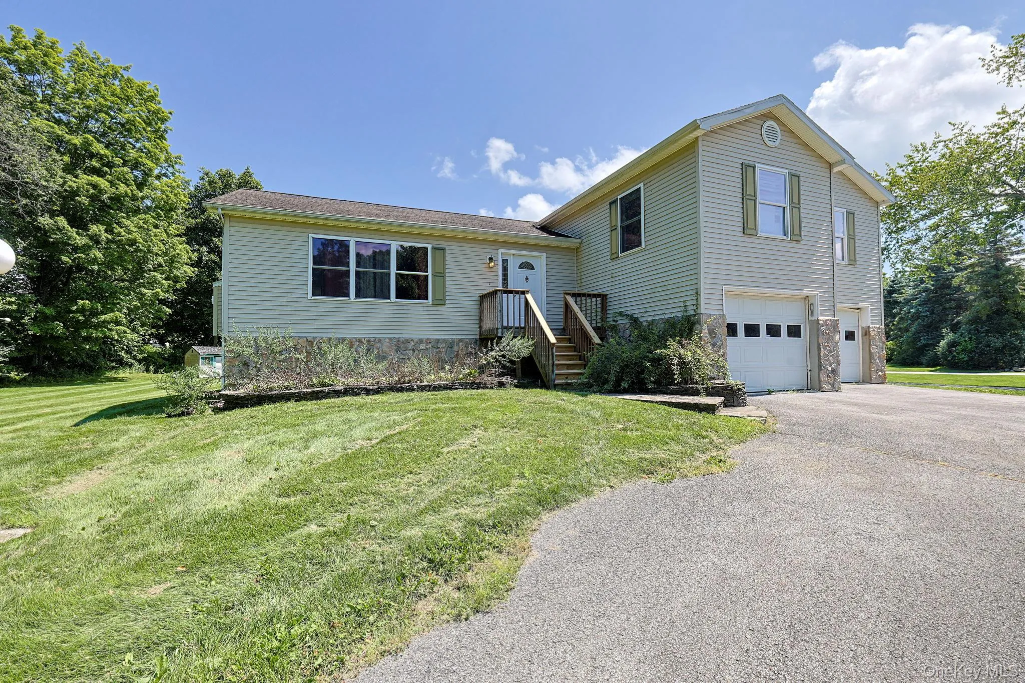 96 Velie Road, La Grange, NY, 4 Bedrooms Bedrooms, 10 Rooms Rooms,2 BathroomsBathrooms,Residential,For Rent,Velie,0,1034451 96 Velie Road, La Grange, NY, 4 Bedrooms Bedrooms, 10 Rooms Rooms,2 BathroomsBathrooms,Residential,For Rent,Velie,0,1034451