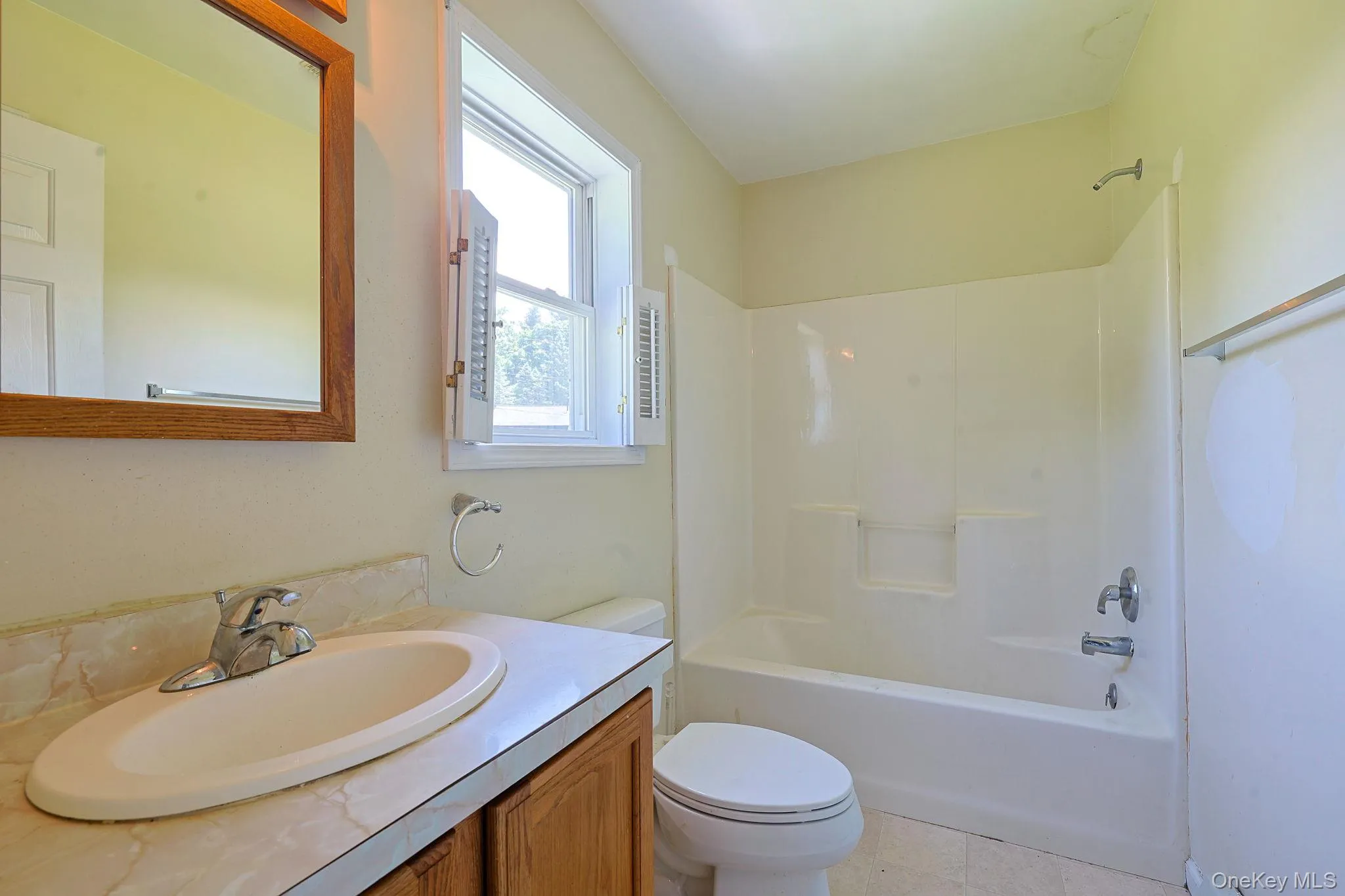 96 Velie Road, La Grange, NY, 4 Bedrooms Bedrooms, 10 Rooms Rooms,2 BathroomsBathrooms,Residential,For Rent,Velie,0,1034451 96 Velie Road, La Grange, NY, 4 Bedrooms Bedrooms, 10 Rooms Rooms,2 BathroomsBathrooms,Residential,For Rent,Velie,0,1034451