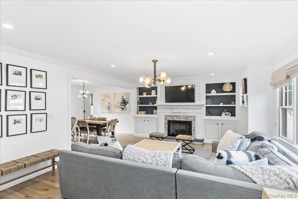 1214 Maple Avenue, Hempstead, NY, 5 Bedrooms Bedrooms, 8 Rooms Rooms,3 BathroomsBathrooms,Residential Lease,For Rent,Maple,0,1034454 1214 Maple Avenue, Hempstead, NY, 5 Bedrooms Bedrooms, 8 Rooms Rooms,3 BathroomsBathrooms,Residential Lease,For Rent,Maple,0,1034454