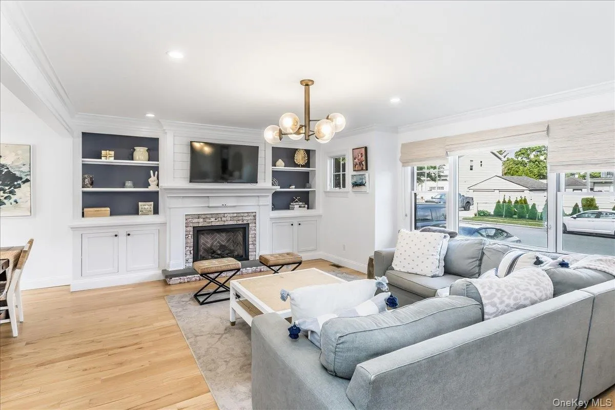 1214 Maple Avenue, Hempstead, NY, 5 Bedrooms Bedrooms, 8 Rooms Rooms,3 BathroomsBathrooms,Residential Lease,For Rent,Maple,0,1034454 1214 Maple Avenue, Hempstead, NY, 5 Bedrooms Bedrooms, 8 Rooms Rooms,3 BathroomsBathrooms,Residential Lease,For Rent,Maple,0,1034454