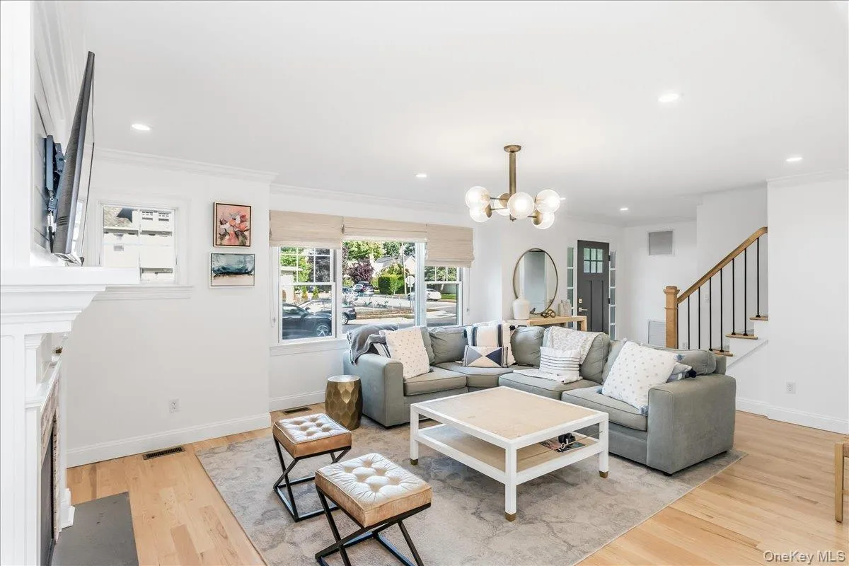 1214 Maple Avenue, Hempstead, NY, 5 Bedrooms Bedrooms, 8 Rooms Rooms,3 BathroomsBathrooms,Residential Lease,For Rent,Maple,0,1034454 1214 Maple Avenue, Hempstead, NY, 5 Bedrooms Bedrooms, 8 Rooms Rooms,3 BathroomsBathrooms,Residential Lease,For Rent,Maple,0,1034454