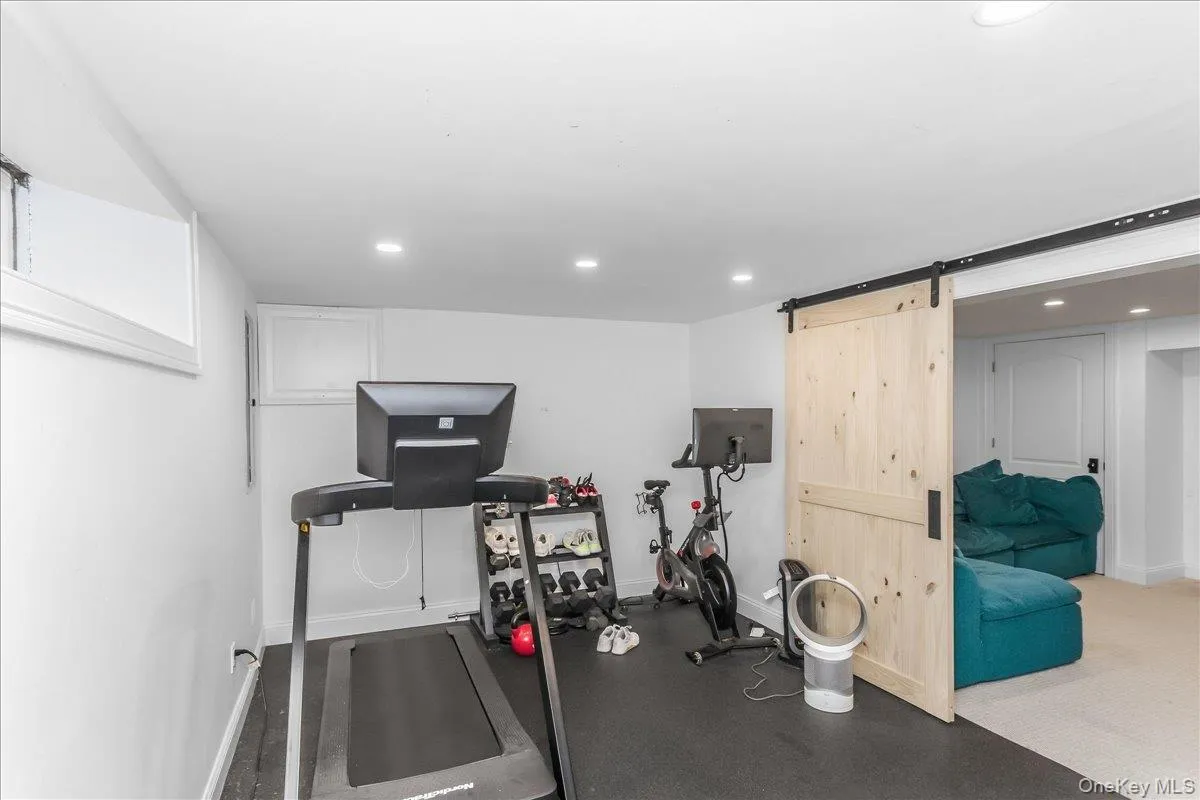 1214 Maple Avenue, Hempstead, NY, 5 Bedrooms Bedrooms, 8 Rooms Rooms,3 BathroomsBathrooms,Residential Lease,For Rent,Maple,0,1034454 1214 Maple Avenue, Hempstead, NY, 5 Bedrooms Bedrooms, 8 Rooms Rooms,3 BathroomsBathrooms,Residential Lease,For Rent,Maple,0,1034454