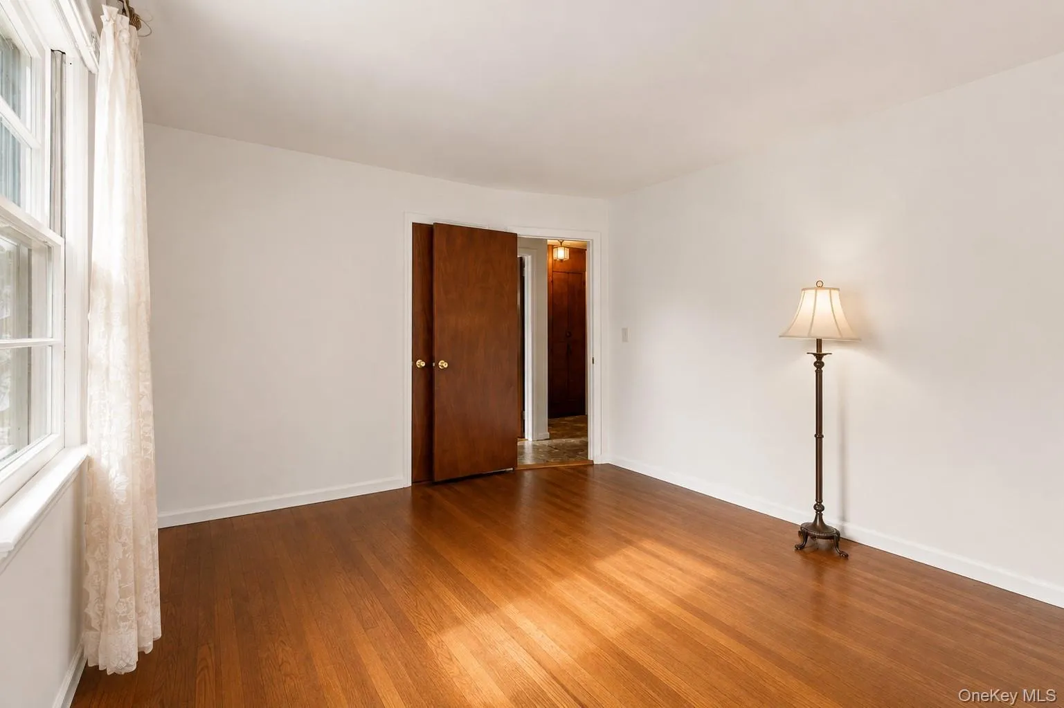 26 Reynolds Place, Eastchester, NY, 3 Bedrooms Bedrooms, 7 Rooms Rooms,2 BathroomsBathrooms,Residential,For Rent,Reynolds,0,1034459 26 Reynolds Place, Eastchester, NY, 3 Bedrooms Bedrooms, 7 Rooms Rooms,2 BathroomsBathrooms,Residential,For Rent,Reynolds,0,1034459
