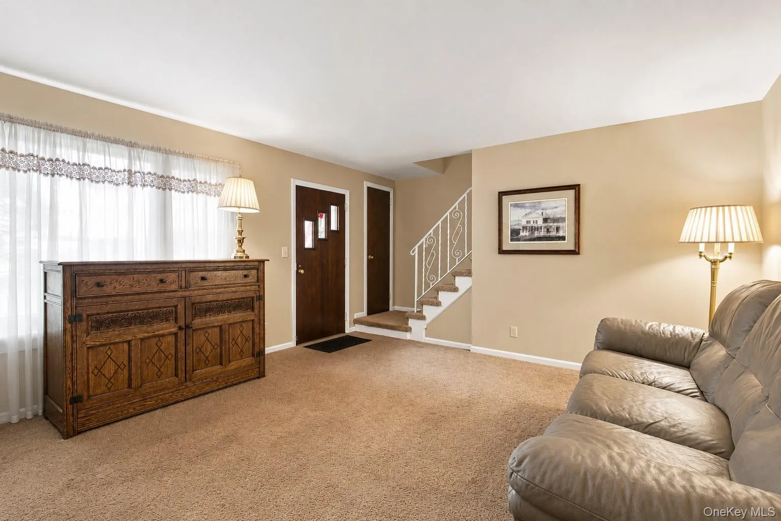 26 Reynolds Place, Eastchester, NY, 3 Bedrooms Bedrooms, 7 Rooms Rooms,2 BathroomsBathrooms,Residential,For Rent,Reynolds,0,1034459 26 Reynolds Place, Eastchester, NY, 3 Bedrooms Bedrooms, 7 Rooms Rooms,2 BathroomsBathrooms,Residential,For Rent,Reynolds,0,1034459