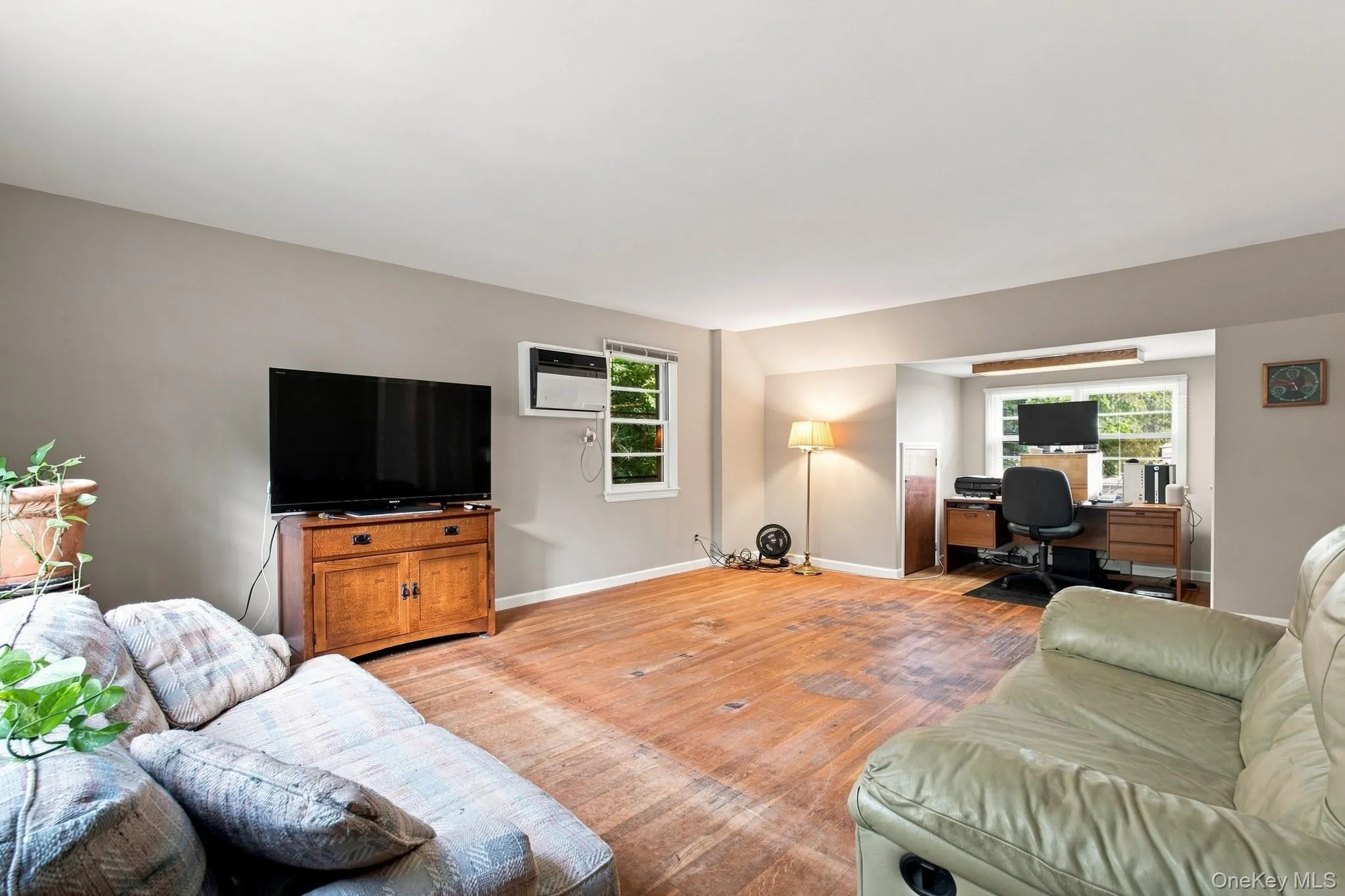 26 Reynolds Place, Eastchester, NY, 3 Bedrooms Bedrooms, 7 Rooms Rooms,2 BathroomsBathrooms,Residential,For Rent,Reynolds,0,1034459 26 Reynolds Place, Eastchester, NY, 3 Bedrooms Bedrooms, 7 Rooms Rooms,2 BathroomsBathrooms,Residential,For Rent,Reynolds,0,1034459