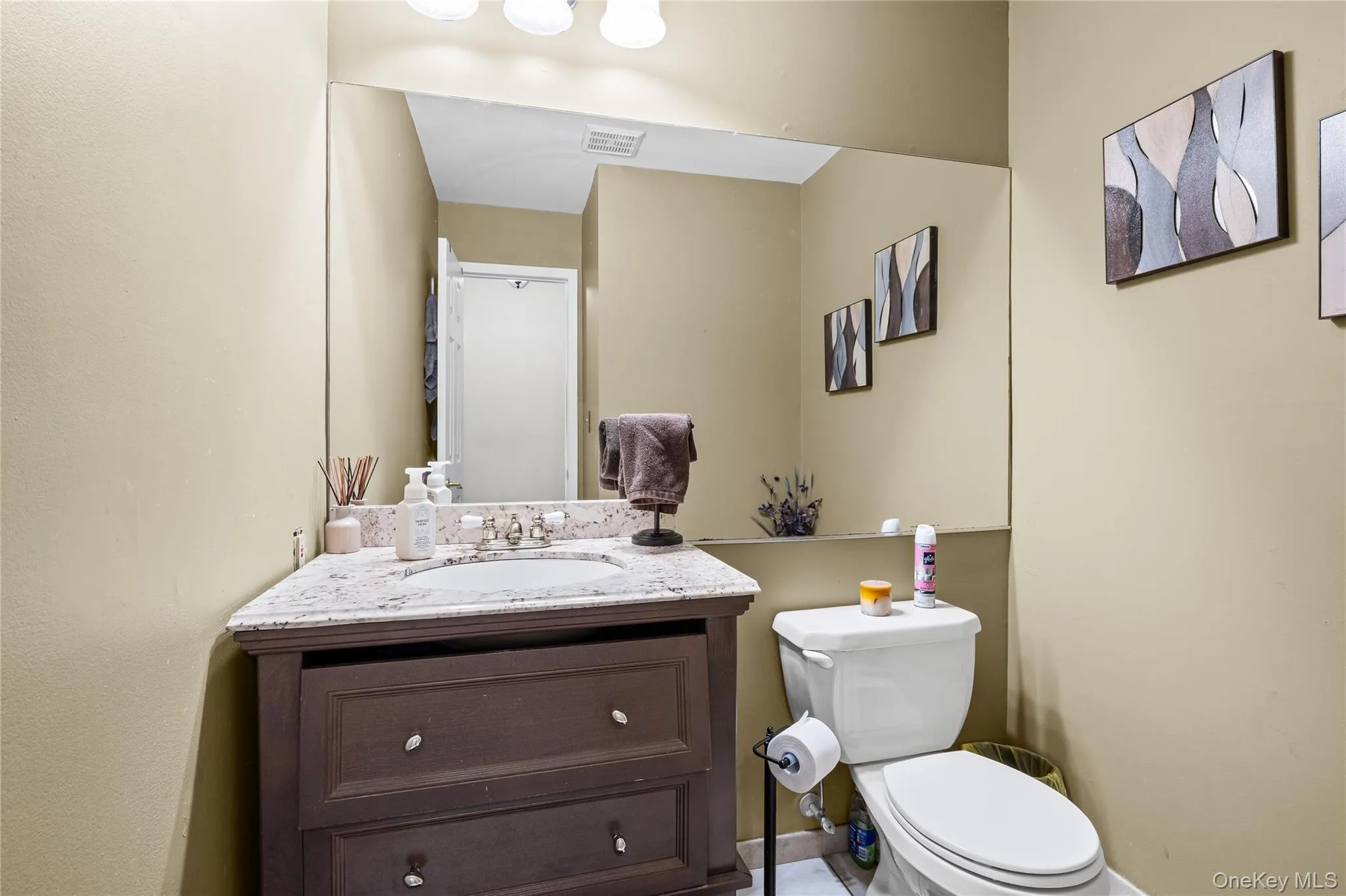 2 Windsor Court, Babylon, NY, 3 Bedrooms Bedrooms, 8 Rooms Rooms,2 BathroomsBathrooms,Residential,For Rent,Windsor,0,1034464 2 Windsor Court, Babylon, NY, 3 Bedrooms Bedrooms, 8 Rooms Rooms,2 BathroomsBathrooms,Residential,For Rent,Windsor,0,1034464