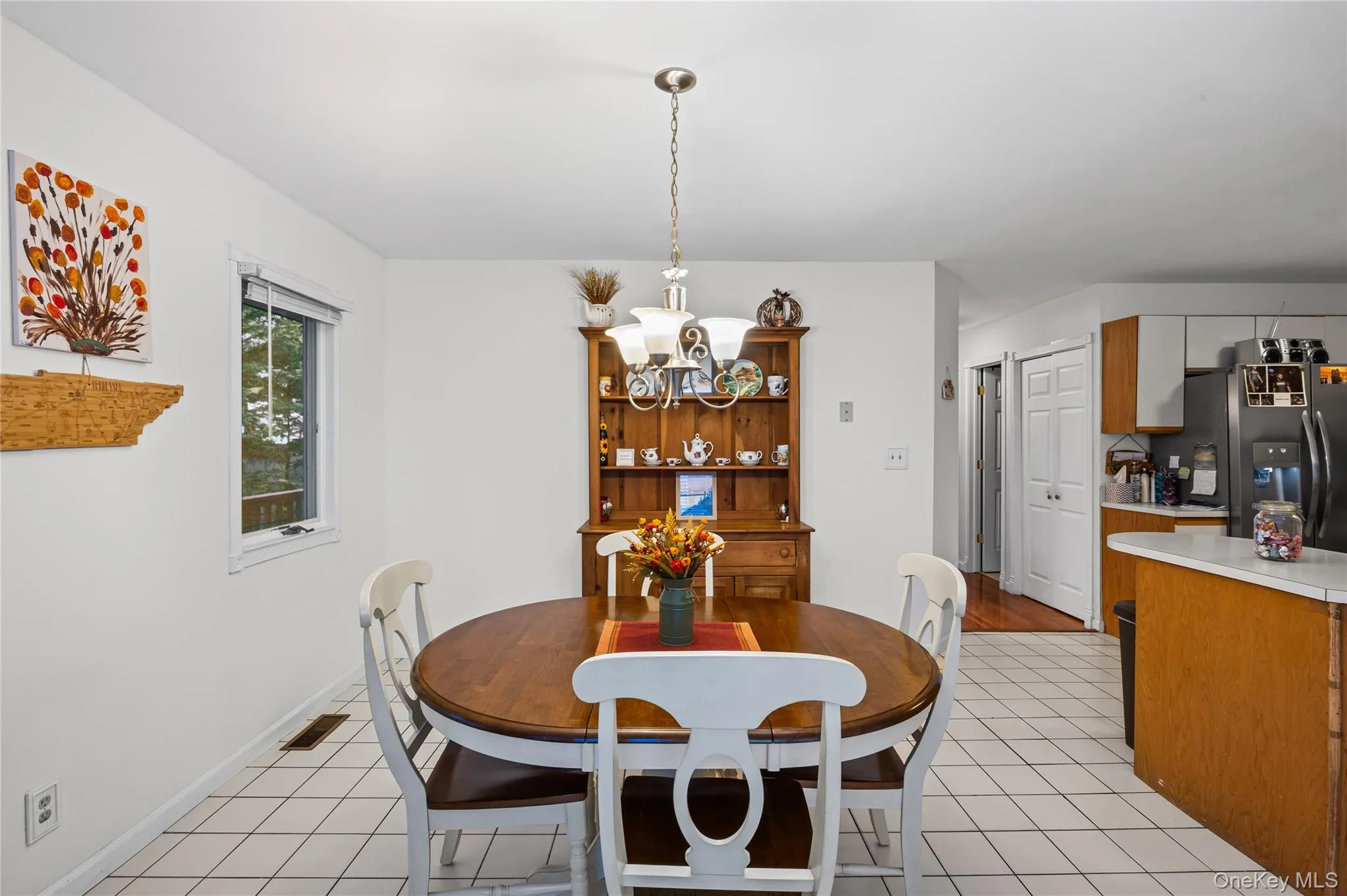 2 Windsor Court, Babylon, NY, 3 Bedrooms Bedrooms, 8 Rooms Rooms,2 BathroomsBathrooms,Residential,For Rent,Windsor,0,1034464 2 Windsor Court, Babylon, NY, 3 Bedrooms Bedrooms, 8 Rooms Rooms,2 BathroomsBathrooms,Residential,For Rent,Windsor,0,1034464