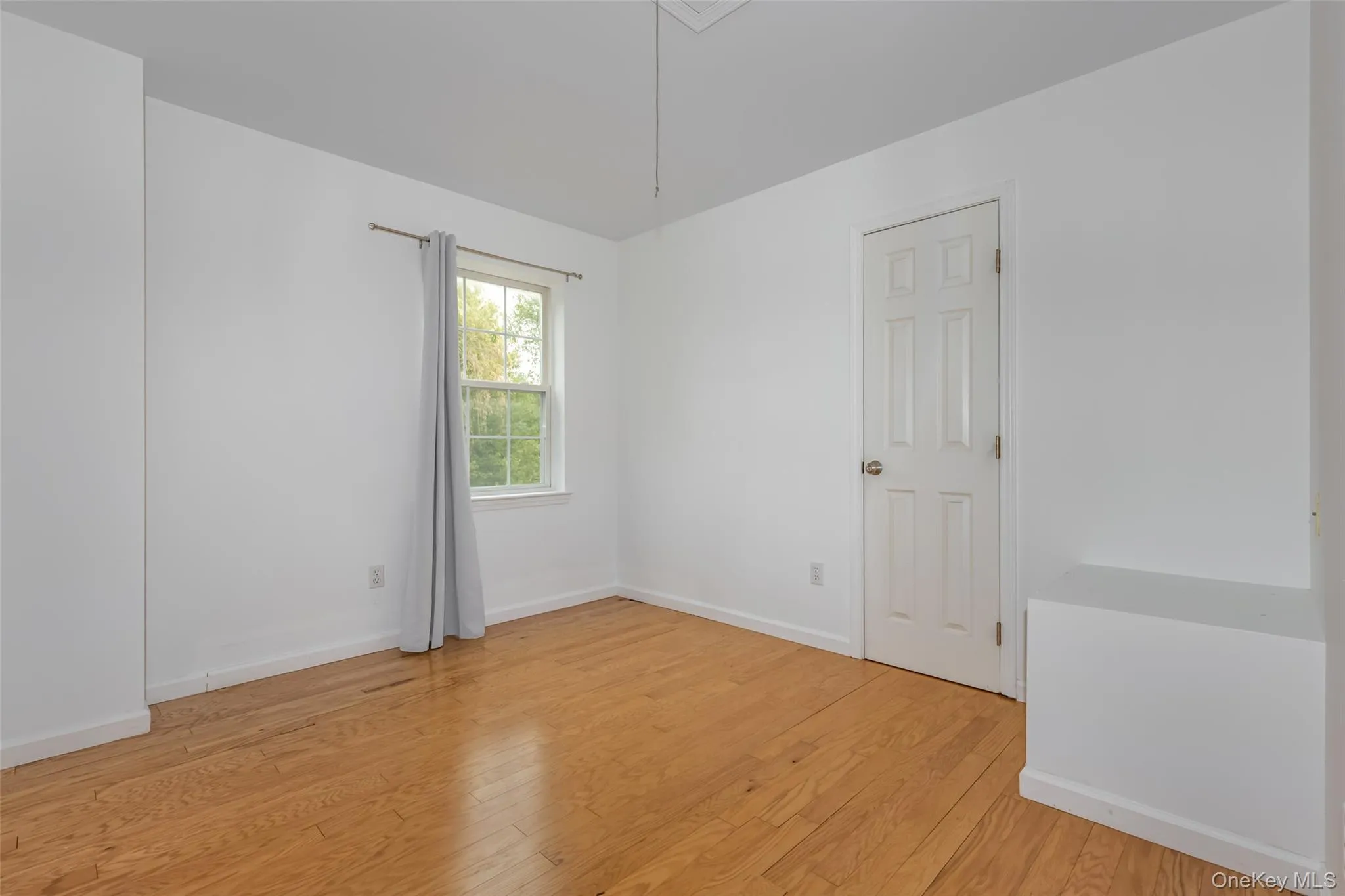 28 Church Farm Road, Gardiner, NY, 3 Bedrooms Bedrooms, 8 Rooms Rooms,2 BathroomsBathrooms,Residential,For Rent,Church Farm,0,1034470 28 Church Farm Road, Gardiner, NY, 3 Bedrooms Bedrooms, 8 Rooms Rooms,2 BathroomsBathrooms,Residential,For Rent,Church Farm,0,1034470