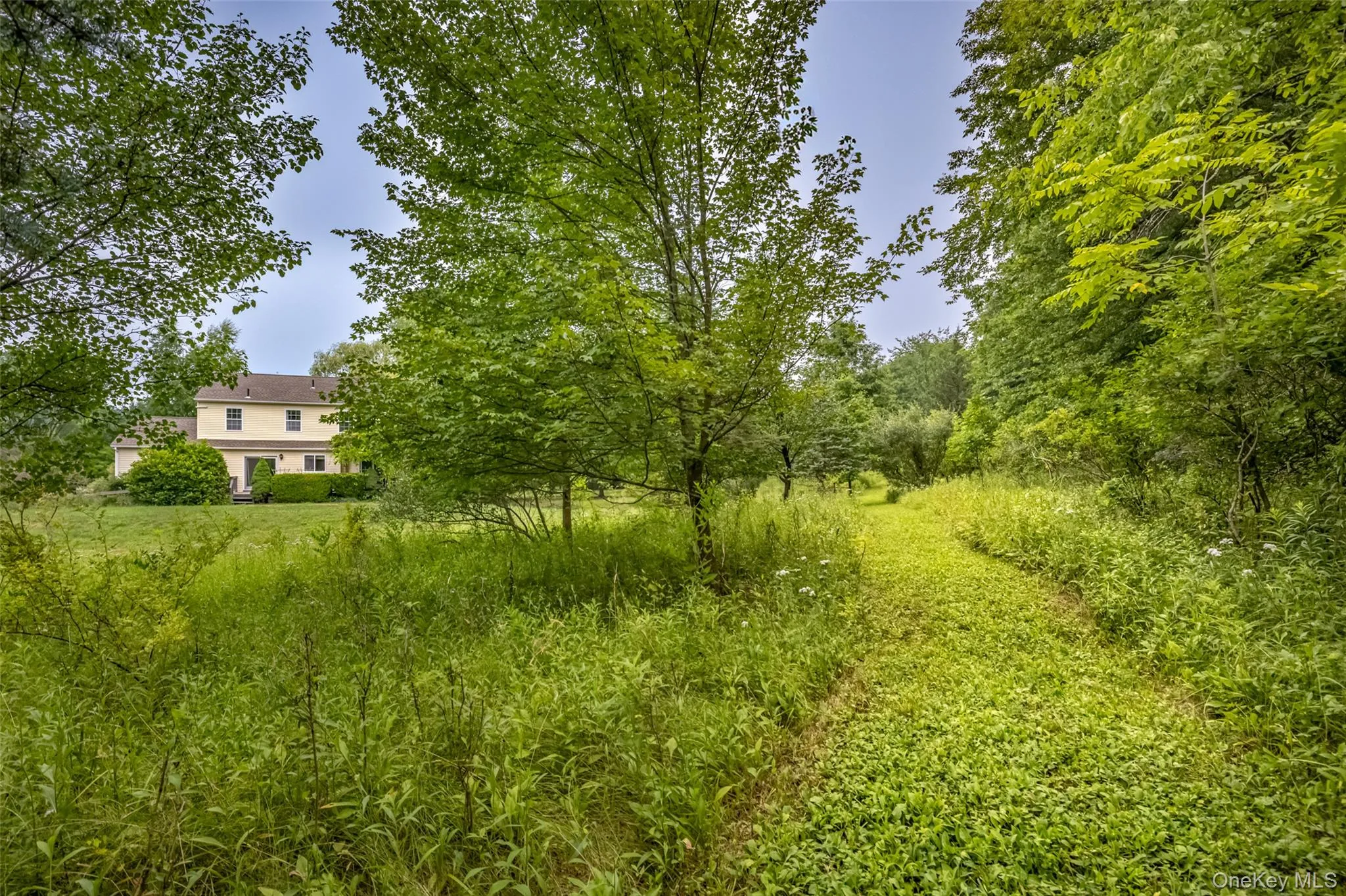 28 Church Farm Road, Gardiner, NY, 3 Bedrooms Bedrooms, 8 Rooms Rooms,2 BathroomsBathrooms,Residential,For Rent,Church Farm,0,1034470 28 Church Farm Road, Gardiner, NY, 3 Bedrooms Bedrooms, 8 Rooms Rooms,2 BathroomsBathrooms,Residential,For Rent,Church Farm,0,1034470