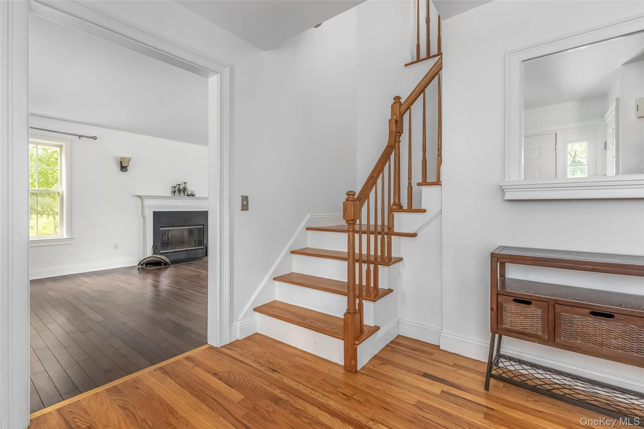 28 Church Farm Road, Gardiner, NY, 3 Bedrooms Bedrooms, 8 Rooms Rooms,2 BathroomsBathrooms,Residential,For Rent,Church Farm,0,1034470 28 Church Farm Road, Gardiner, NY, 3 Bedrooms Bedrooms, 8 Rooms Rooms,2 BathroomsBathrooms,Residential,For Rent,Church Farm,0,1034470