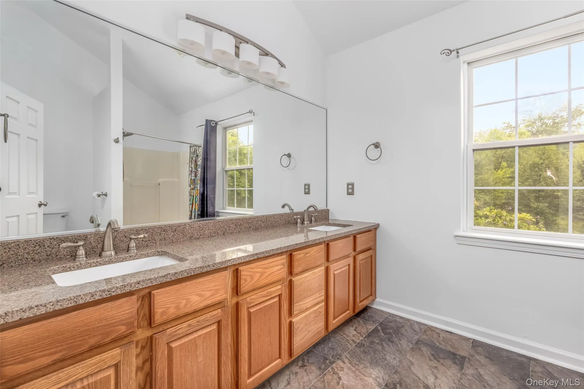 28 Church Farm Road, Gardiner, NY, 3 Bedrooms Bedrooms, 8 Rooms Rooms,2 BathroomsBathrooms,Residential,For Rent,Church Farm,0,1034470 28 Church Farm Road, Gardiner, NY, 3 Bedrooms Bedrooms, 8 Rooms Rooms,2 BathroomsBathrooms,Residential,For Rent,Church Farm,0,1034470