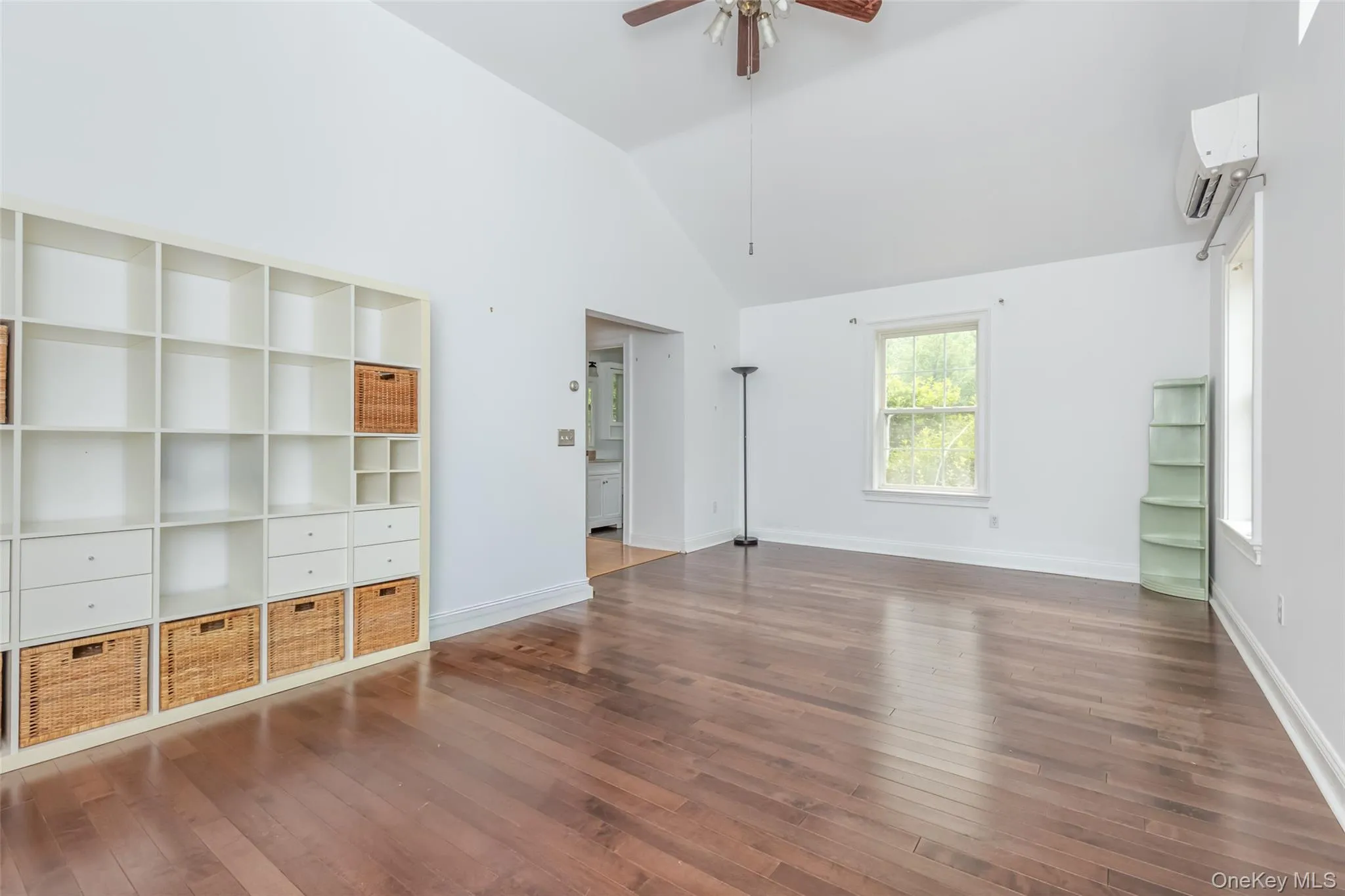 28 Church Farm Road, Gardiner, NY, 3 Bedrooms Bedrooms, 8 Rooms Rooms,2 BathroomsBathrooms,Residential,For Rent,Church Farm,0,1034470 28 Church Farm Road, Gardiner, NY, 3 Bedrooms Bedrooms, 8 Rooms Rooms,2 BathroomsBathrooms,Residential,For Rent,Church Farm,0,1034470