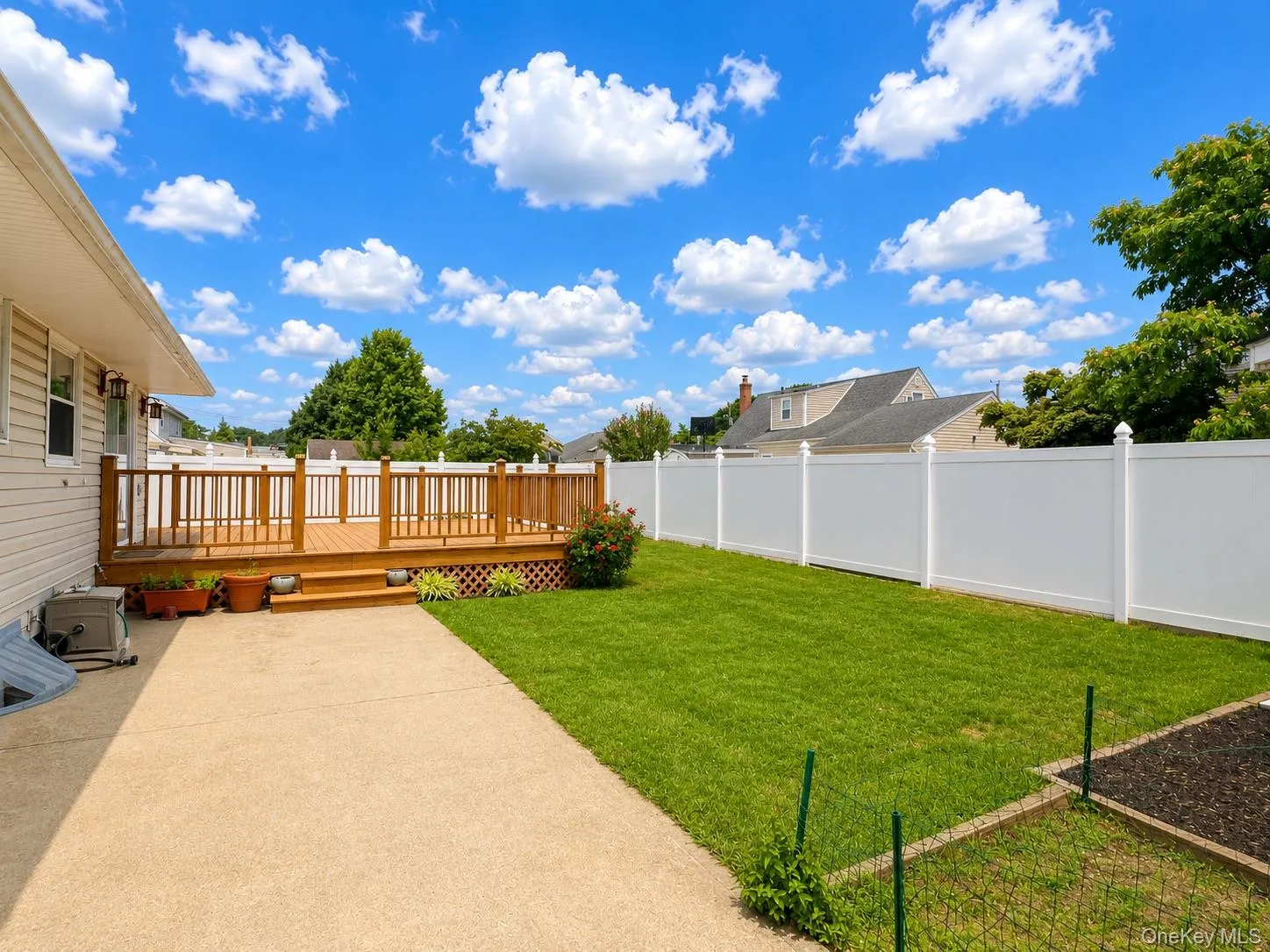 35 Taylor Avenue, Hempstead, NY, 3 Bedrooms Bedrooms, 9 Rooms Rooms,1 BathroomBathrooms,Residential Lease,For Rent,Taylor,0,1034472 35 Taylor Avenue, Hempstead, NY, 3 Bedrooms Bedrooms, 9 Rooms Rooms,1 BathroomBathrooms,Residential Lease,For Rent,Taylor,0,1034472