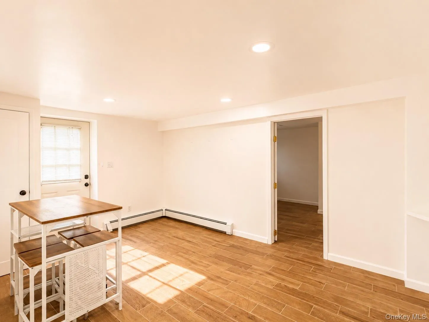 35 Taylor Avenue, Hempstead, NY, 3 Bedrooms Bedrooms, 9 Rooms Rooms,1 BathroomBathrooms,Residential Lease,For Rent,Taylor,0,1034472 35 Taylor Avenue, Hempstead, NY, 3 Bedrooms Bedrooms, 9 Rooms Rooms,1 BathroomBathrooms,Residential Lease,For Rent,Taylor,0,1034472