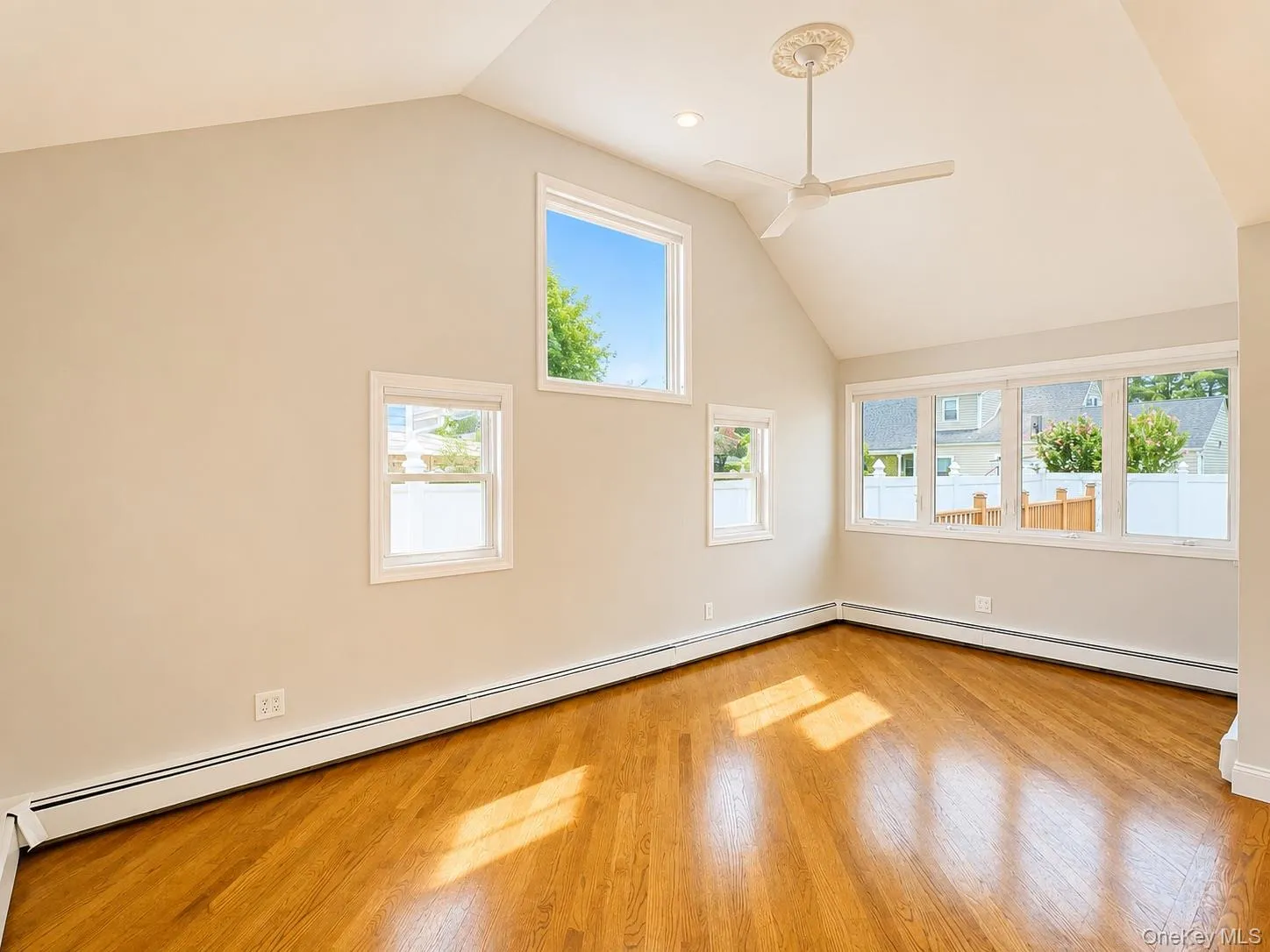 35 Taylor Avenue, Hempstead, NY, 3 Bedrooms Bedrooms, 9 Rooms Rooms,1 BathroomBathrooms,Residential Lease,For Rent,Taylor,0,1034472 35 Taylor Avenue, Hempstead, NY, 3 Bedrooms Bedrooms, 9 Rooms Rooms,1 BathroomBathrooms,Residential Lease,For Rent,Taylor,0,1034472