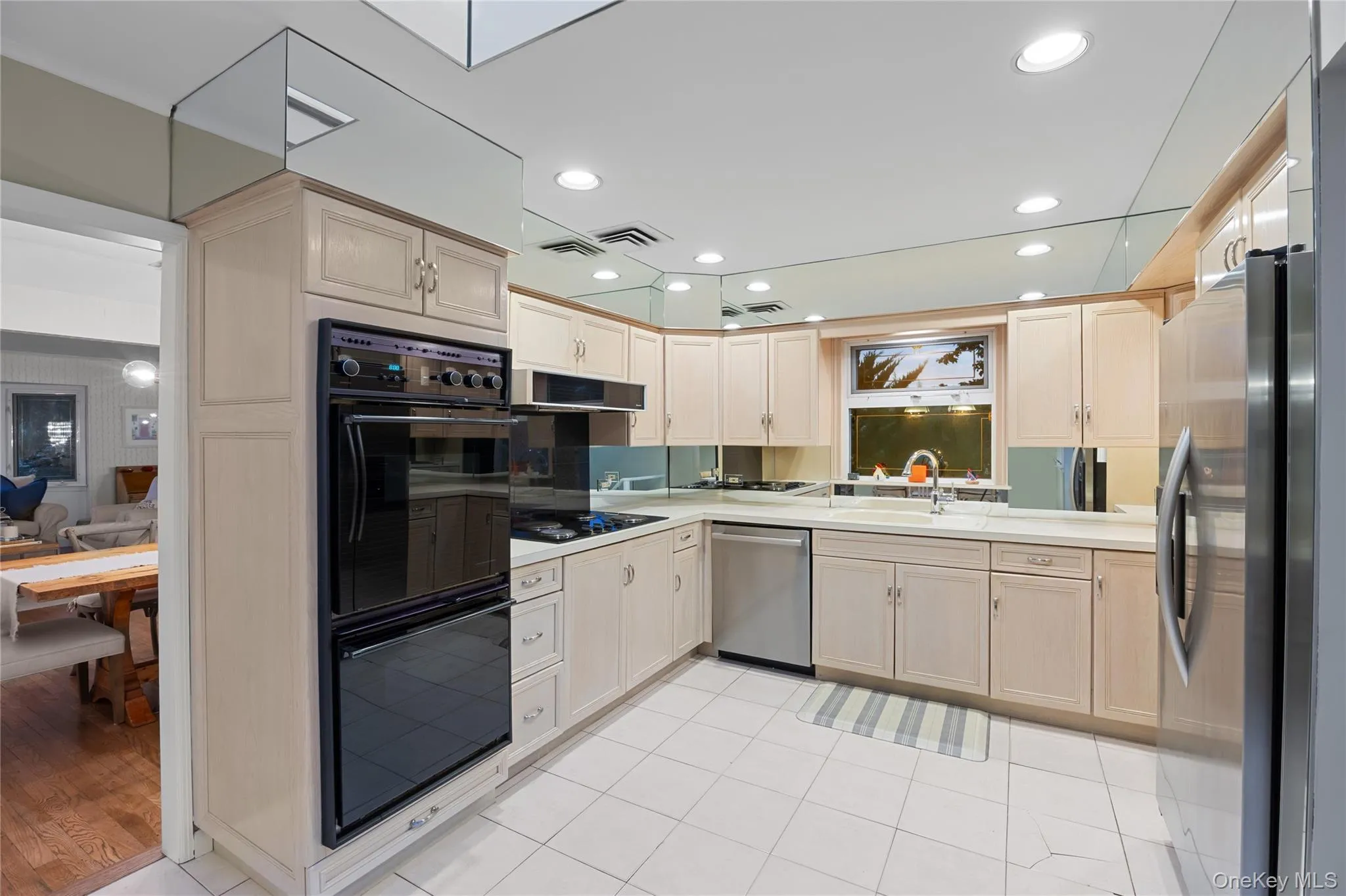 31 Lake Court, Oyster Bay, NY, 5 Bedrooms Bedrooms, 11 Rooms Rooms,2 BathroomsBathrooms,Residential,For Rent,Lake,0,1034474 31 Lake Court, Oyster Bay, NY, 5 Bedrooms Bedrooms, 11 Rooms Rooms,2 BathroomsBathrooms,Residential,For Rent,Lake,0,1034474