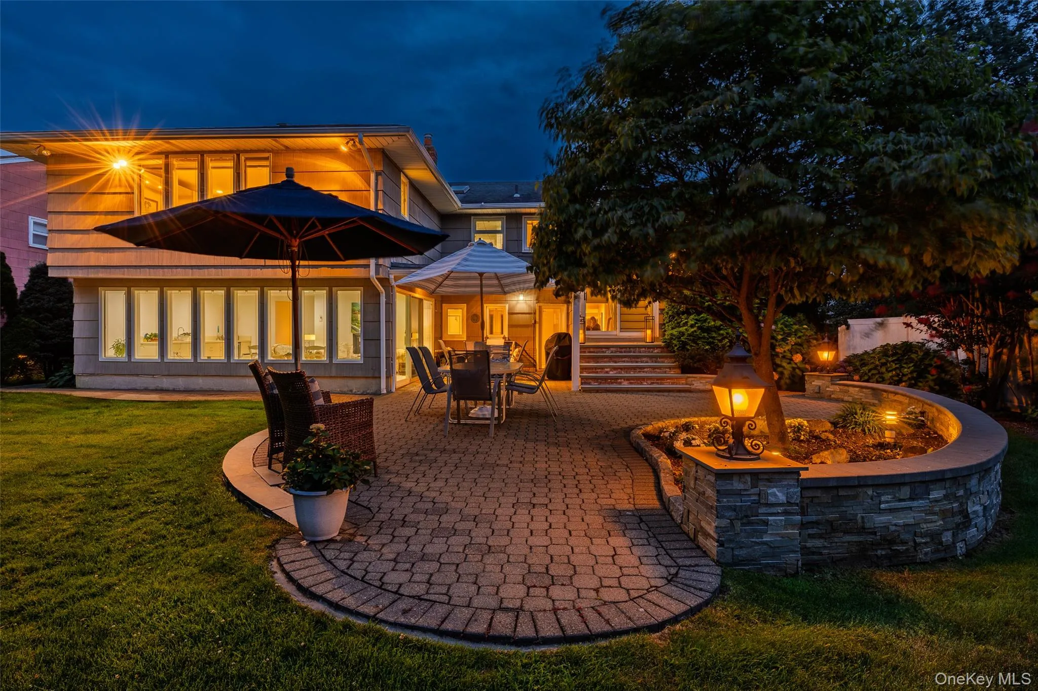 31 Lake Court, Oyster Bay, NY, 5 Bedrooms Bedrooms, 11 Rooms Rooms,2 BathroomsBathrooms,Residential,For Rent,Lake,0,1034474 31 Lake Court, Oyster Bay, NY, 5 Bedrooms Bedrooms, 11 Rooms Rooms,2 BathroomsBathrooms,Residential,For Rent,Lake,0,1034474