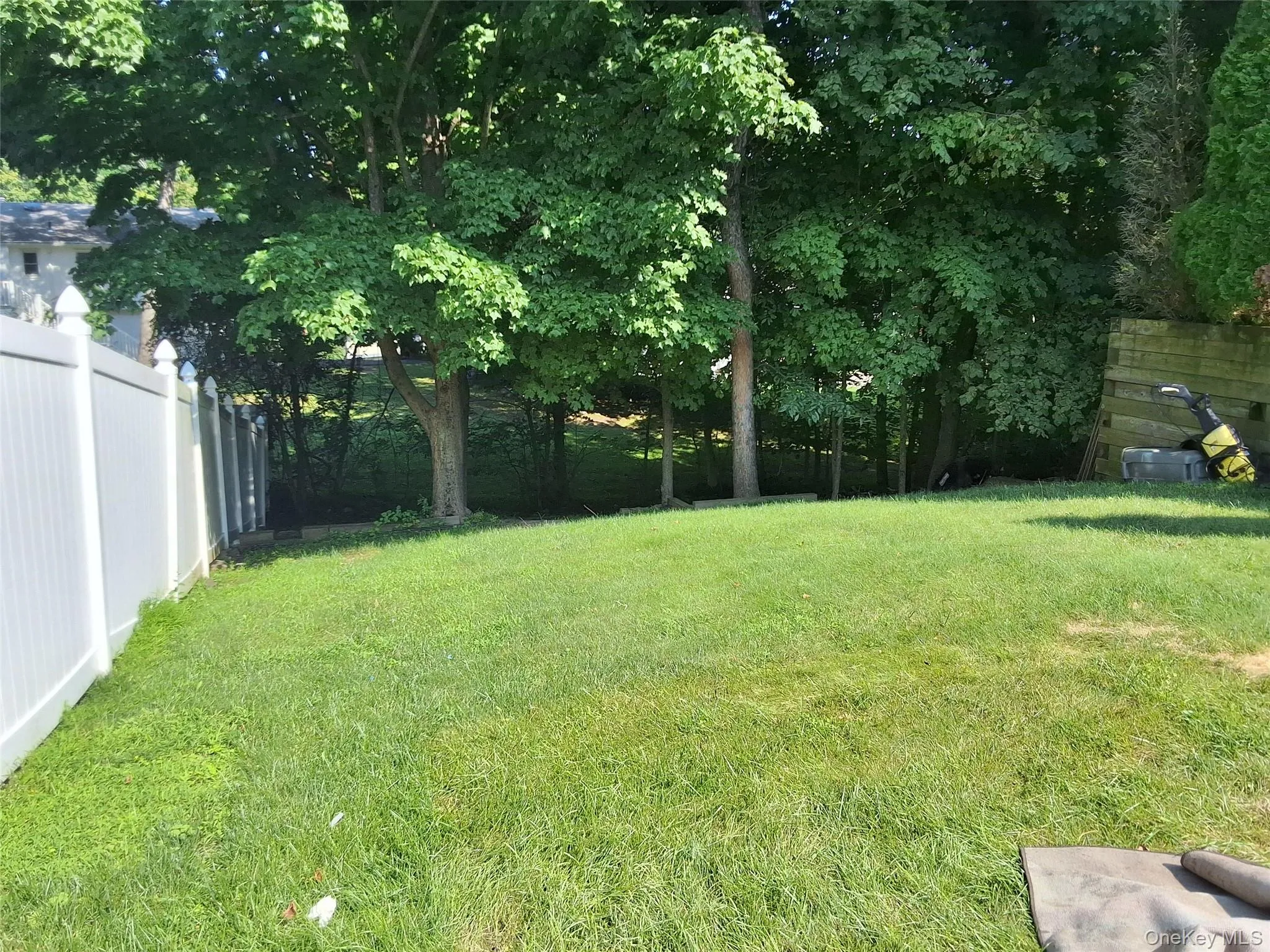 6 Strathmore Drive, Clarkstown, NY, 4 Bedrooms Bedrooms, 8 Rooms Rooms,2 BathroomsBathrooms,Residential,For Rent,Strathmore,0,1034475 6 Strathmore Drive, Clarkstown, NY, 4 Bedrooms Bedrooms, 8 Rooms Rooms,2 BathroomsBathrooms,Residential,For Rent,Strathmore,0,1034475