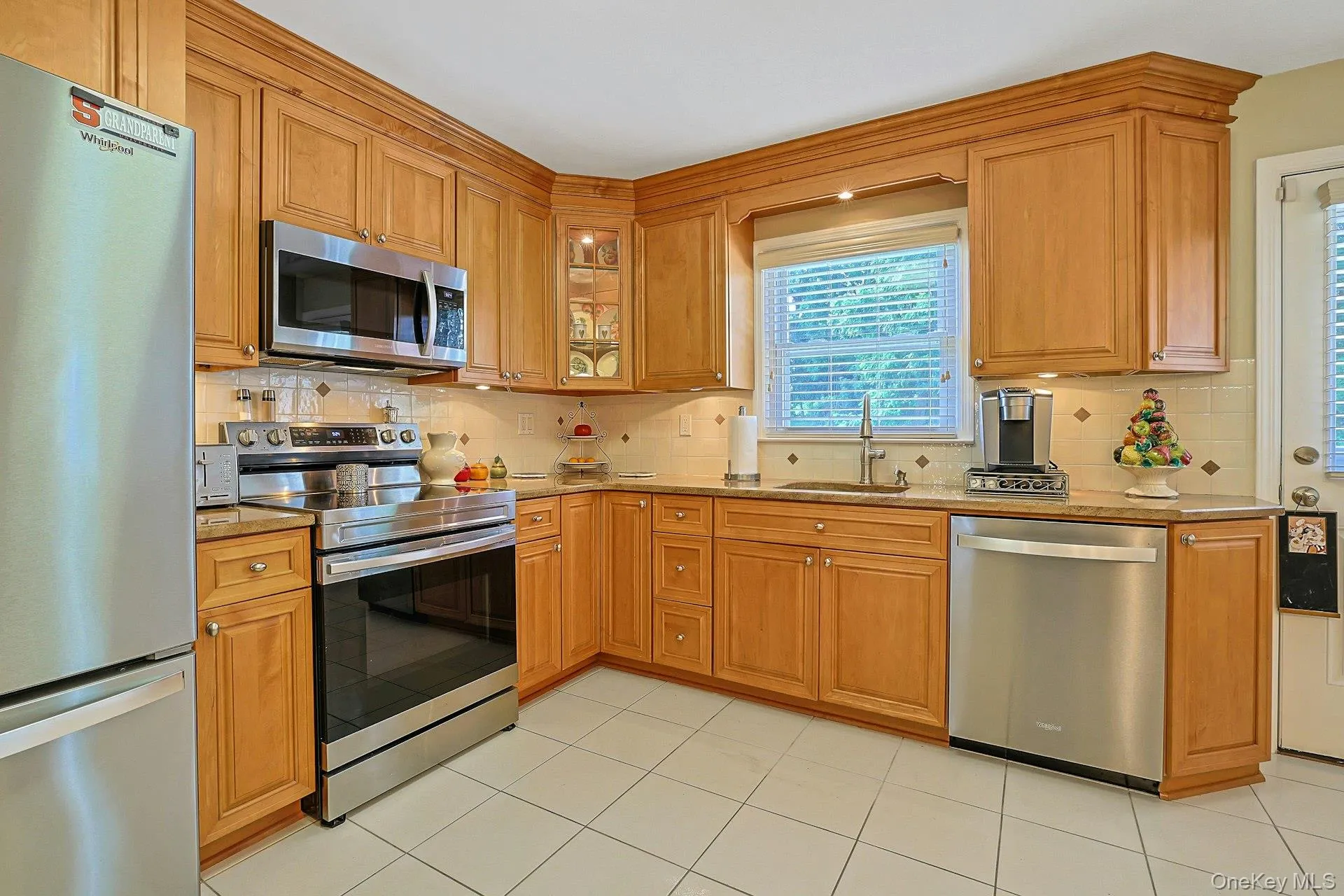 12 Pine Drive, Stony Point, NY, 4 Bedrooms Bedrooms, 8 Rooms Rooms,2 BathroomsBathrooms,Residential,For Rent,Pine,0,1034481 12 Pine Drive, Stony Point, NY, 4 Bedrooms Bedrooms, 8 Rooms Rooms,2 BathroomsBathrooms,Residential,For Rent,Pine,0,1034481