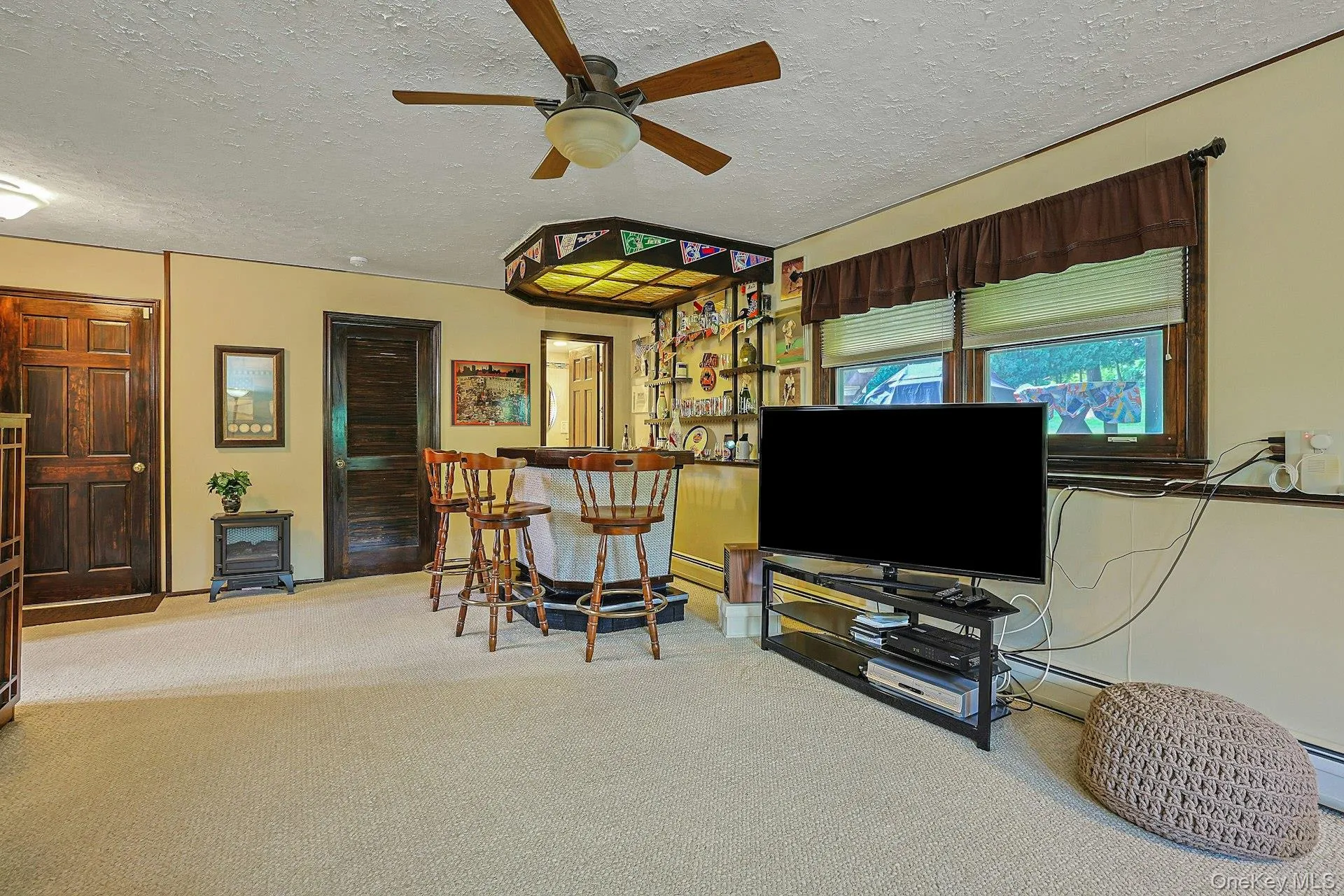 12 Pine Drive, Stony Point, NY, 4 Bedrooms Bedrooms, 8 Rooms Rooms,2 BathroomsBathrooms,Residential,For Rent,Pine,0,1034481 12 Pine Drive, Stony Point, NY, 4 Bedrooms Bedrooms, 8 Rooms Rooms,2 BathroomsBathrooms,Residential,For Rent,Pine,0,1034481