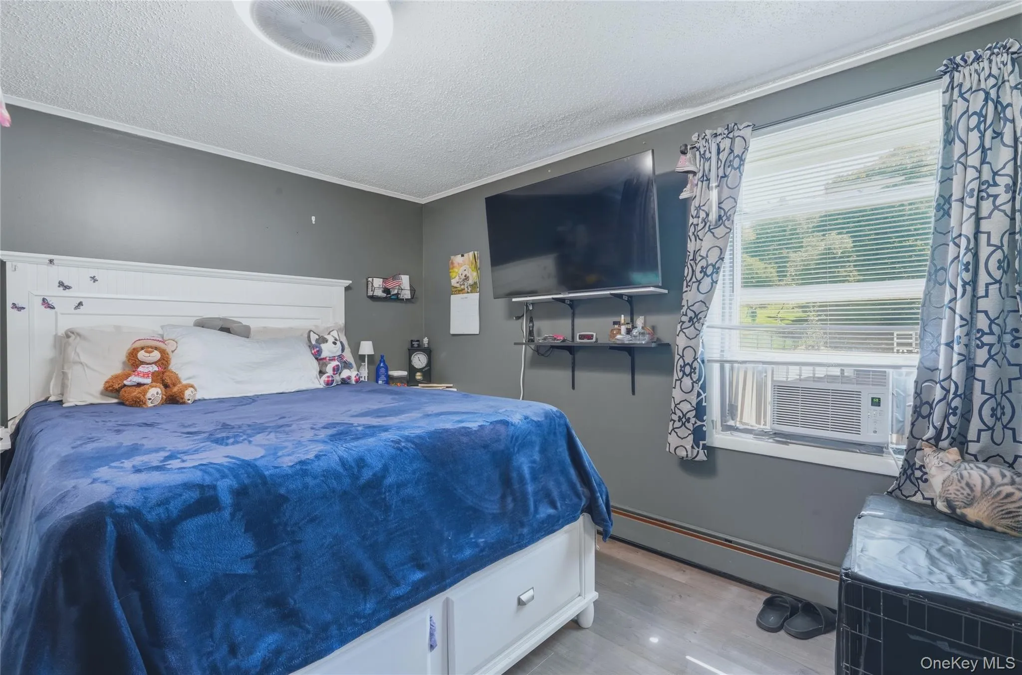 22 Bank Street, Beacon, NY, 3 Bedrooms Bedrooms, 7 Rooms Rooms,2 BathroomsBathrooms,Residential,For Rent,Bank,0,1034487 22 Bank Street, Beacon, NY, 3 Bedrooms Bedrooms, 7 Rooms Rooms,2 BathroomsBathrooms,Residential,For Rent,Bank,0,1034487