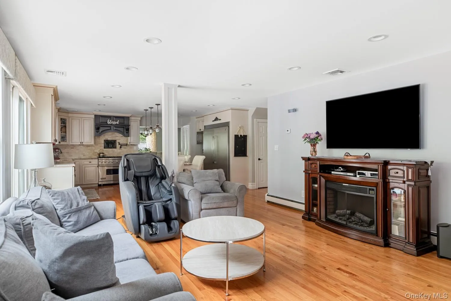 19 Clearwater Lane, Islip, NY, 4 Bedrooms Bedrooms, 10 Rooms Rooms,2 BathroomsBathrooms,Residential,For Rent,Clearwater,0,1034491 19 Clearwater Lane, Islip, NY, 4 Bedrooms Bedrooms, 10 Rooms Rooms,2 BathroomsBathrooms,Residential,For Rent,Clearwater,0,1034491