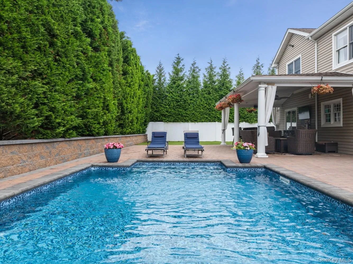 19 Clearwater Lane, Islip, NY, 4 Bedrooms Bedrooms, 10 Rooms Rooms,2 BathroomsBathrooms,Residential,For Rent,Clearwater,0,1034491 19 Clearwater Lane, Islip, NY, 4 Bedrooms Bedrooms, 10 Rooms Rooms,2 BathroomsBathrooms,Residential,For Rent,Clearwater,0,1034491