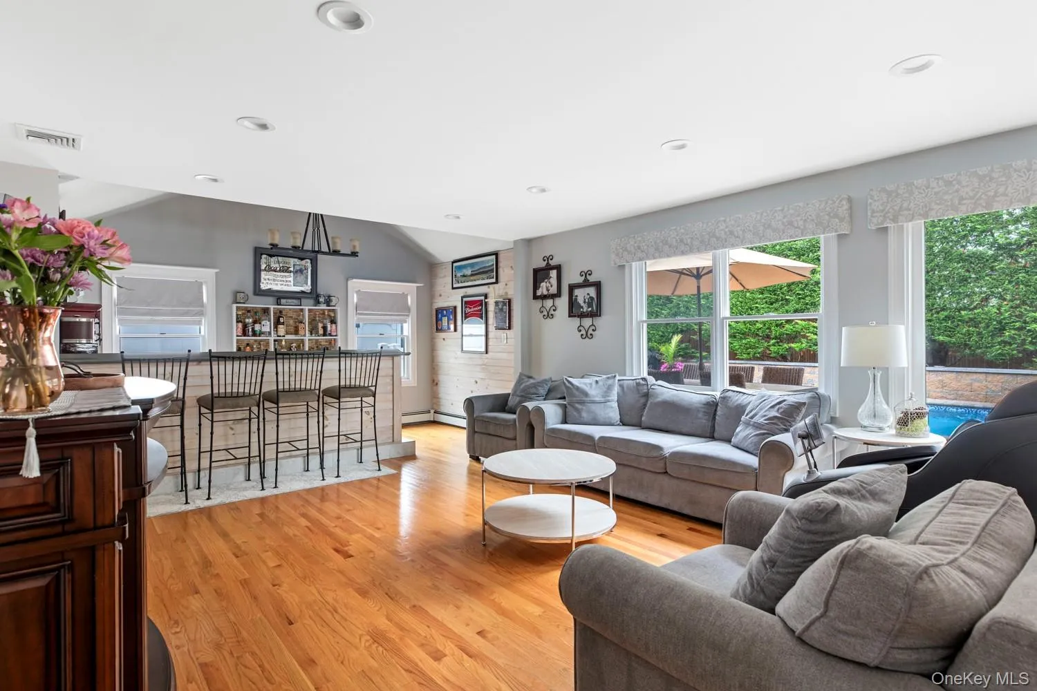19 Clearwater Lane, Islip, NY, 4 Bedrooms Bedrooms, 10 Rooms Rooms,2 BathroomsBathrooms,Residential,For Rent,Clearwater,0,1034491 19 Clearwater Lane, Islip, NY, 4 Bedrooms Bedrooms, 10 Rooms Rooms,2 BathroomsBathrooms,Residential,For Rent,Clearwater,0,1034491